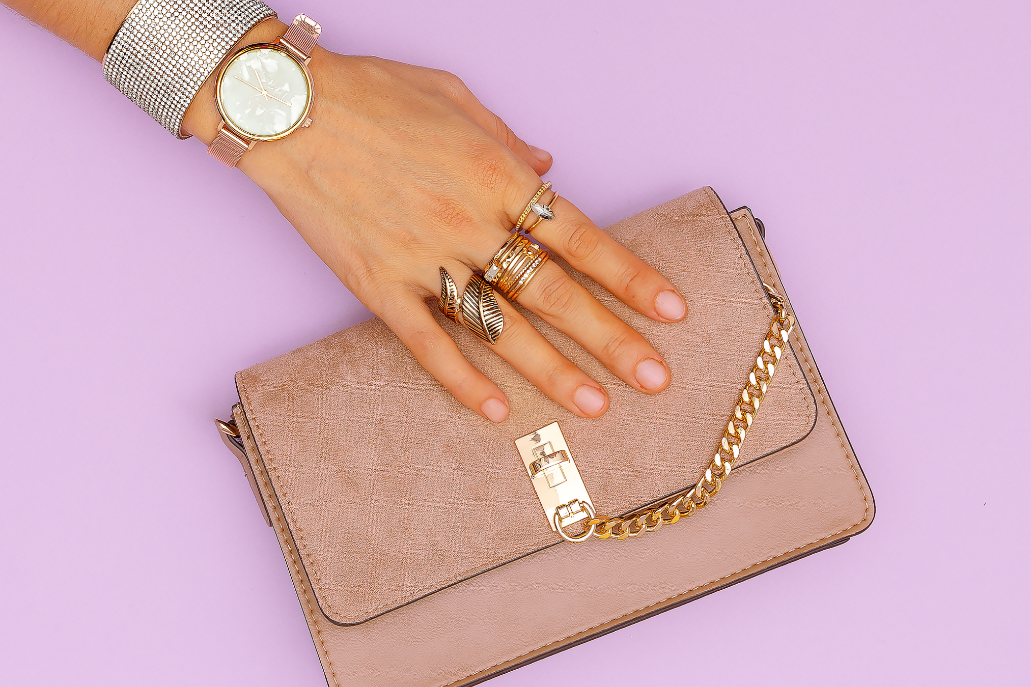 Style with the Symbiosis of Jewelry and Handbags
