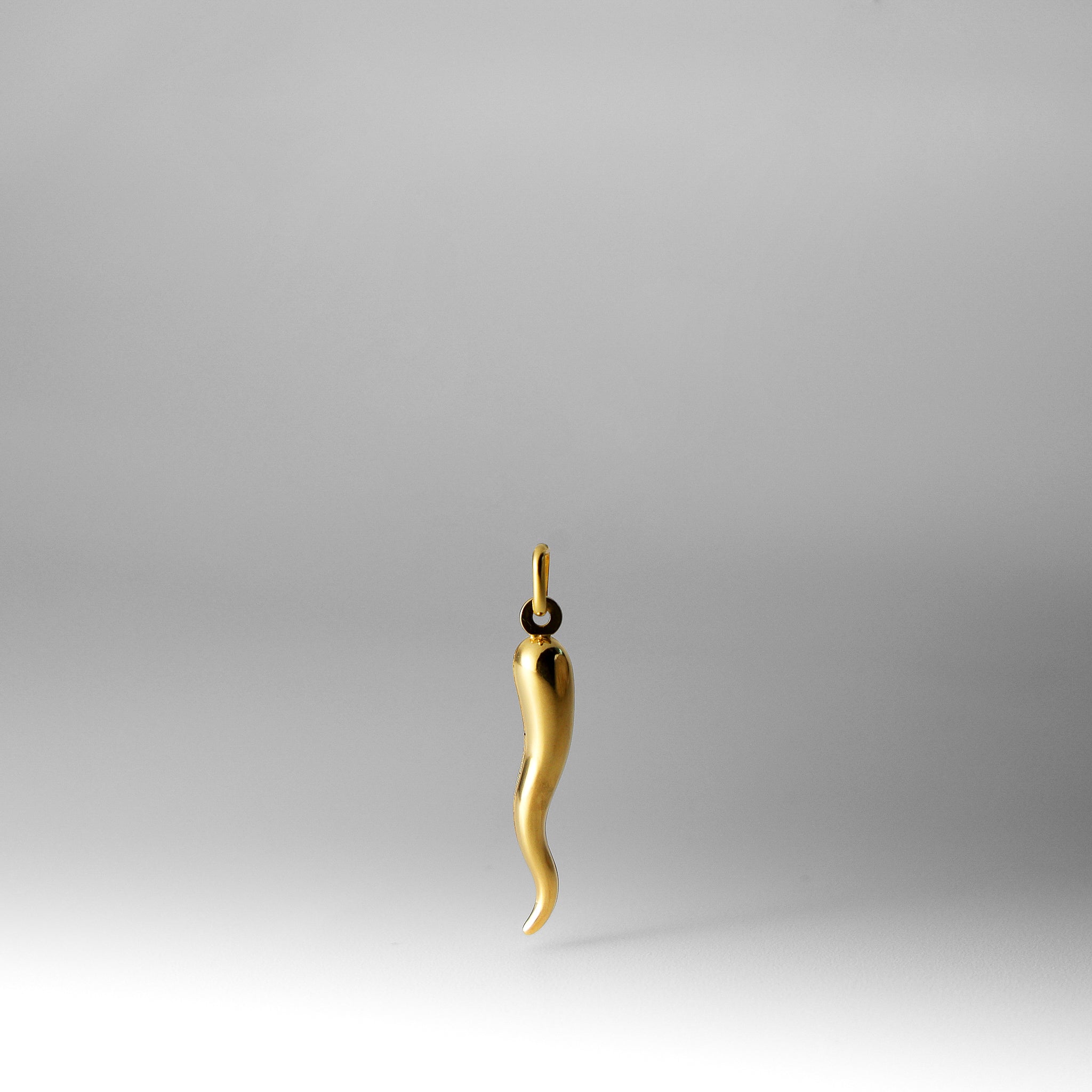 Gold Cornicello Italian Horn Pendant - Model 793 - Charlie & Co. Jewelry