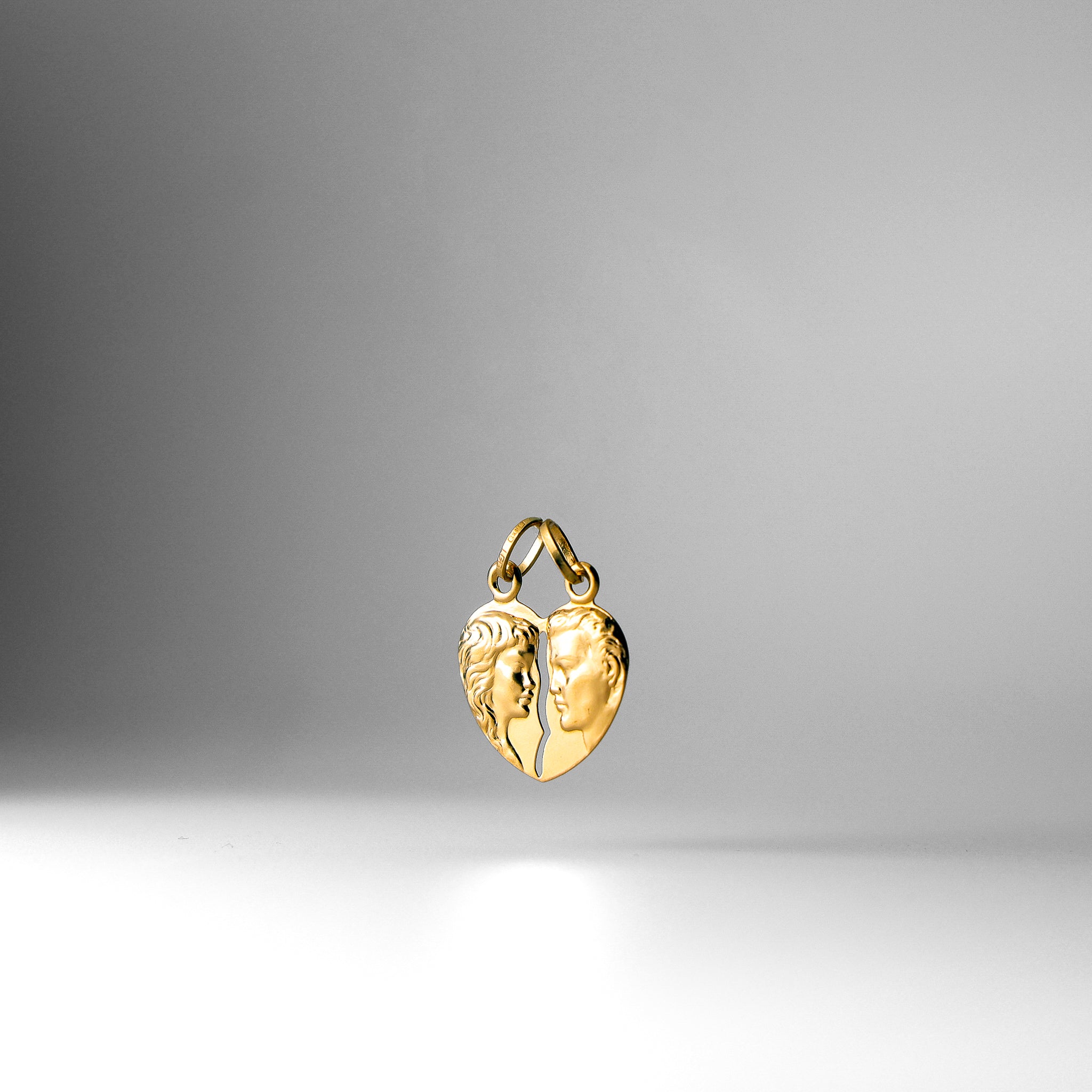 Dainty Gold Breakable Heart Pendant Model-443 - Charlie & Co. Jewelry