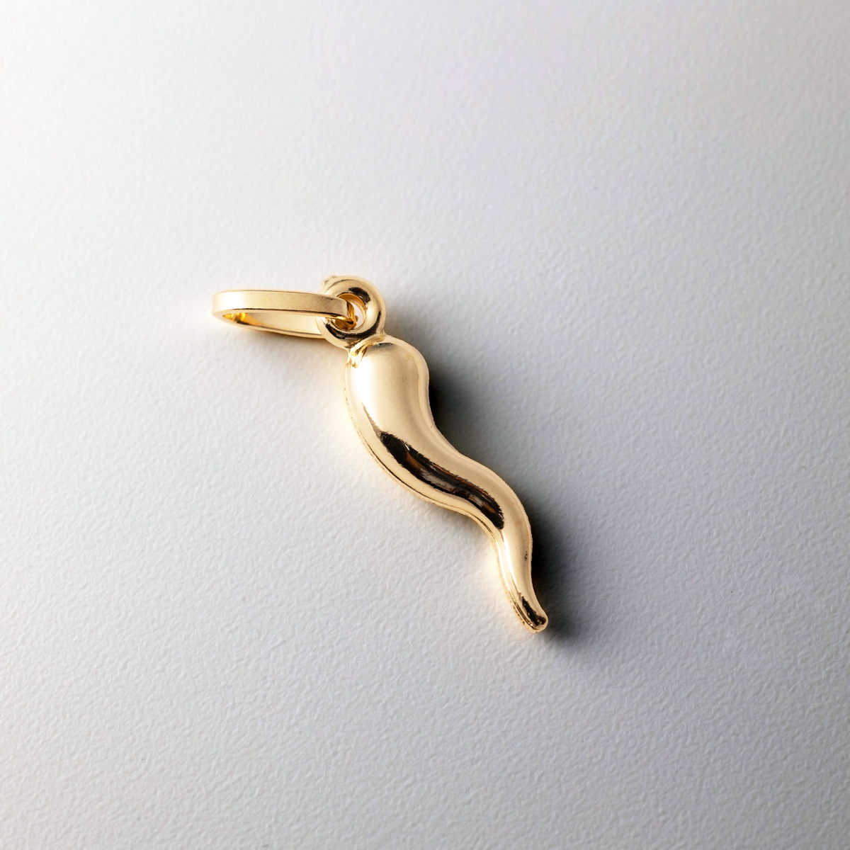 14K Gold Small Cornicello Italian Horn Pendant - Model 456