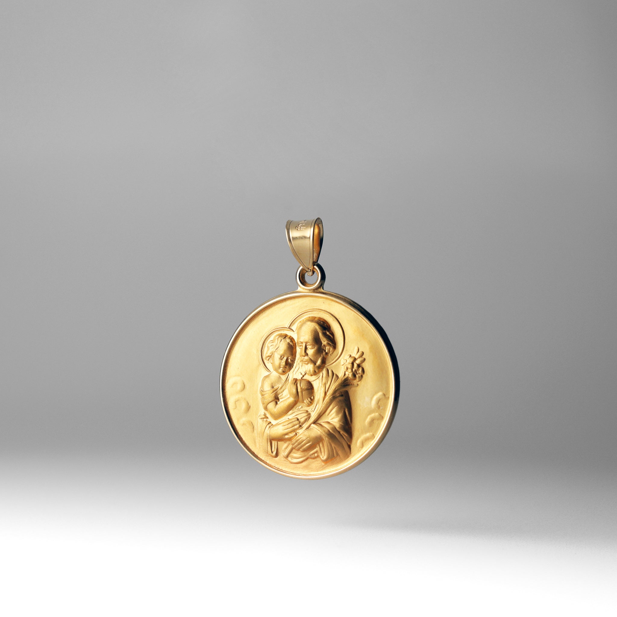 Gold Saint Joseph and Child Jesus Medal Pendant - Model XR2144 - Charlie & Co. Jewelry