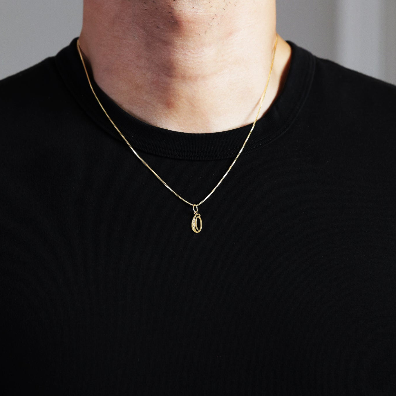 Gold Calligraphy Letter O Pendant | A-Z Pendants - Charlie & Co. Jewelry