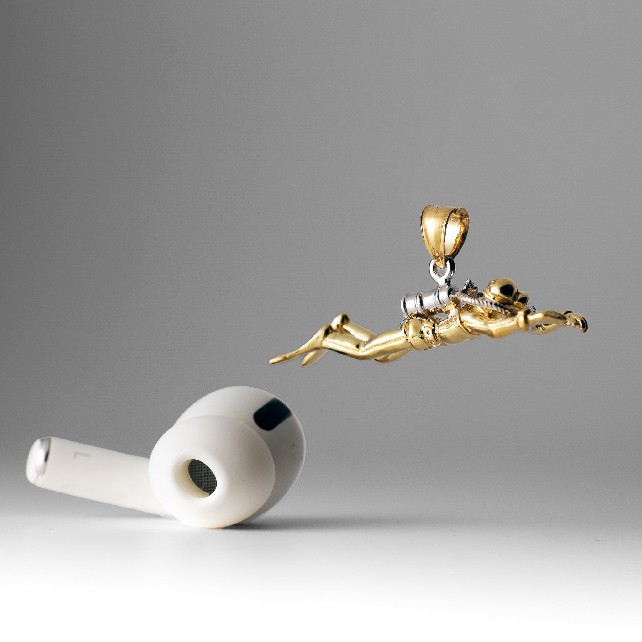 Gold 3D Male Scuba Diver Pendant - Charlie & Co. Jewelry