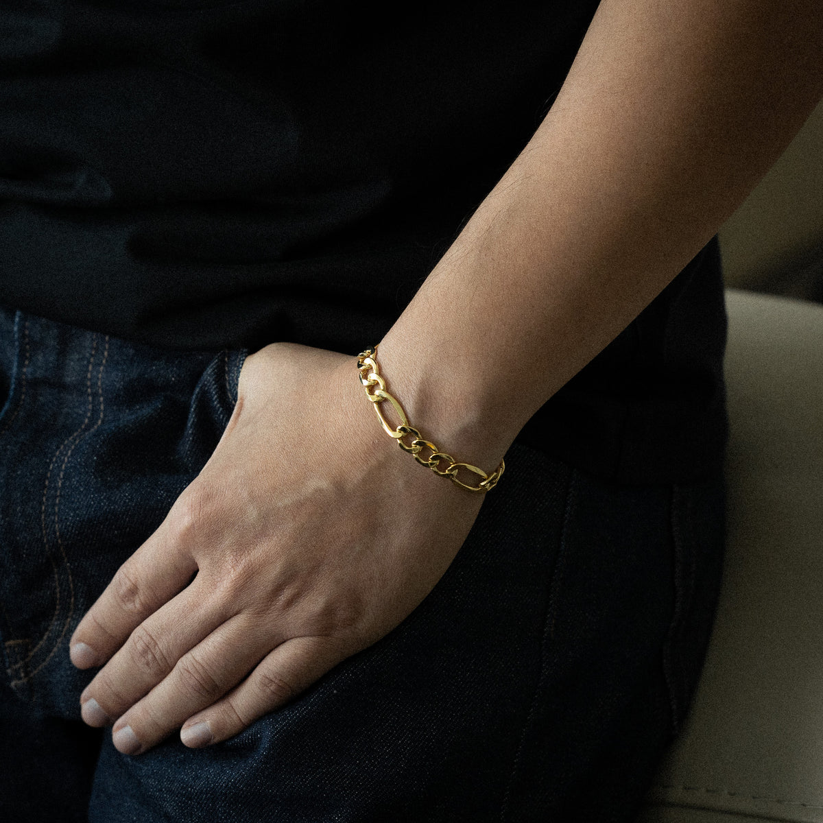 14k Gold 8.3mm Hollow Figaro Bevel Bracelet 8.5 Inch - Model CH-0532