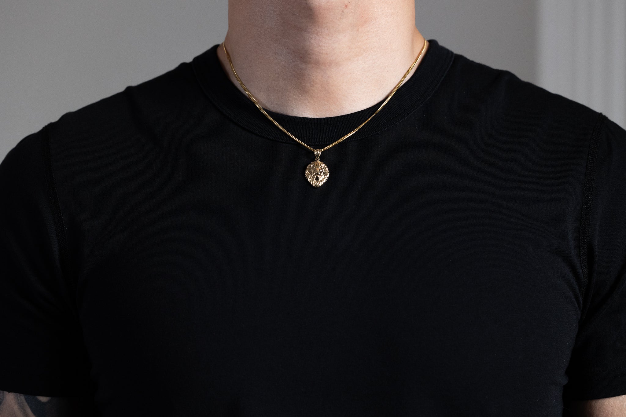 Gold Majestic Roaring Lion Face Pendant Necklace – Model PT2682 - Charlie & Co. Jewelry