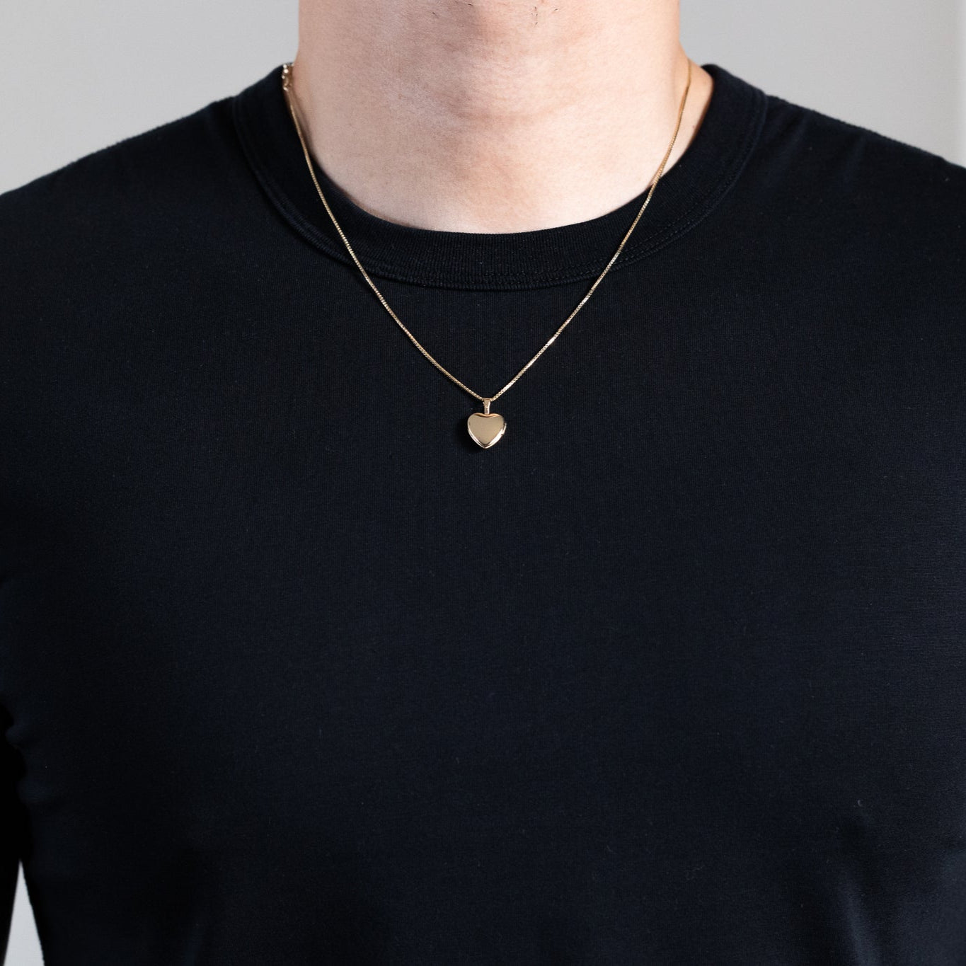 Gold Heart Locket Pendant Model-2041 - Charlie & Co. Jewelry