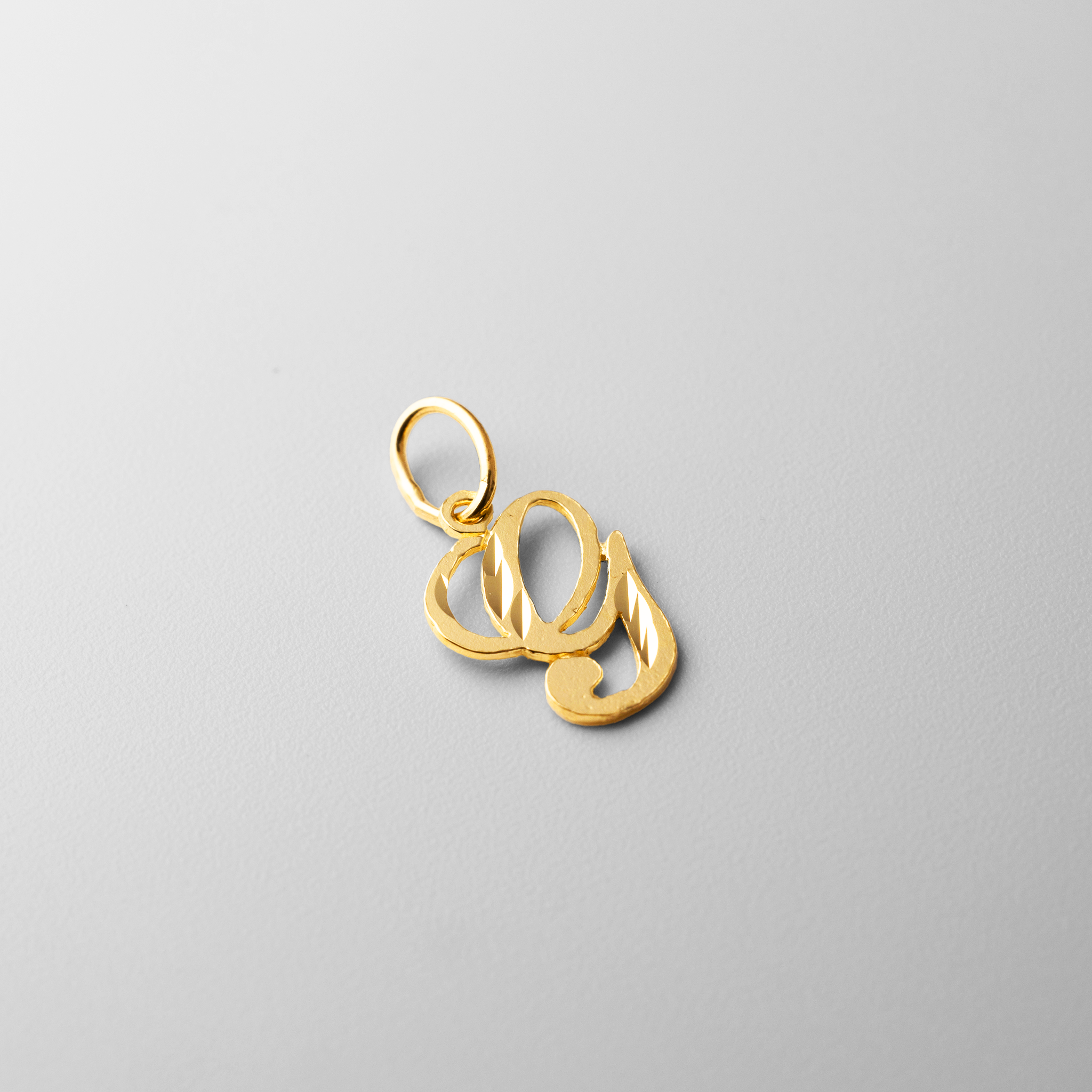 Gold Calligraphy Letter G Pendant | A-Z Pendants - Charlie & Co. Jewelry