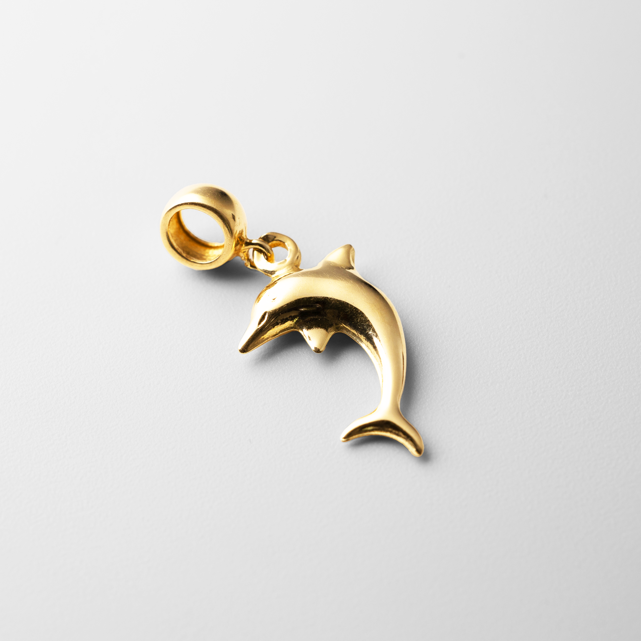 Gold Dolphin Pendant Model-2446 - Charlie & Co. Jewelry