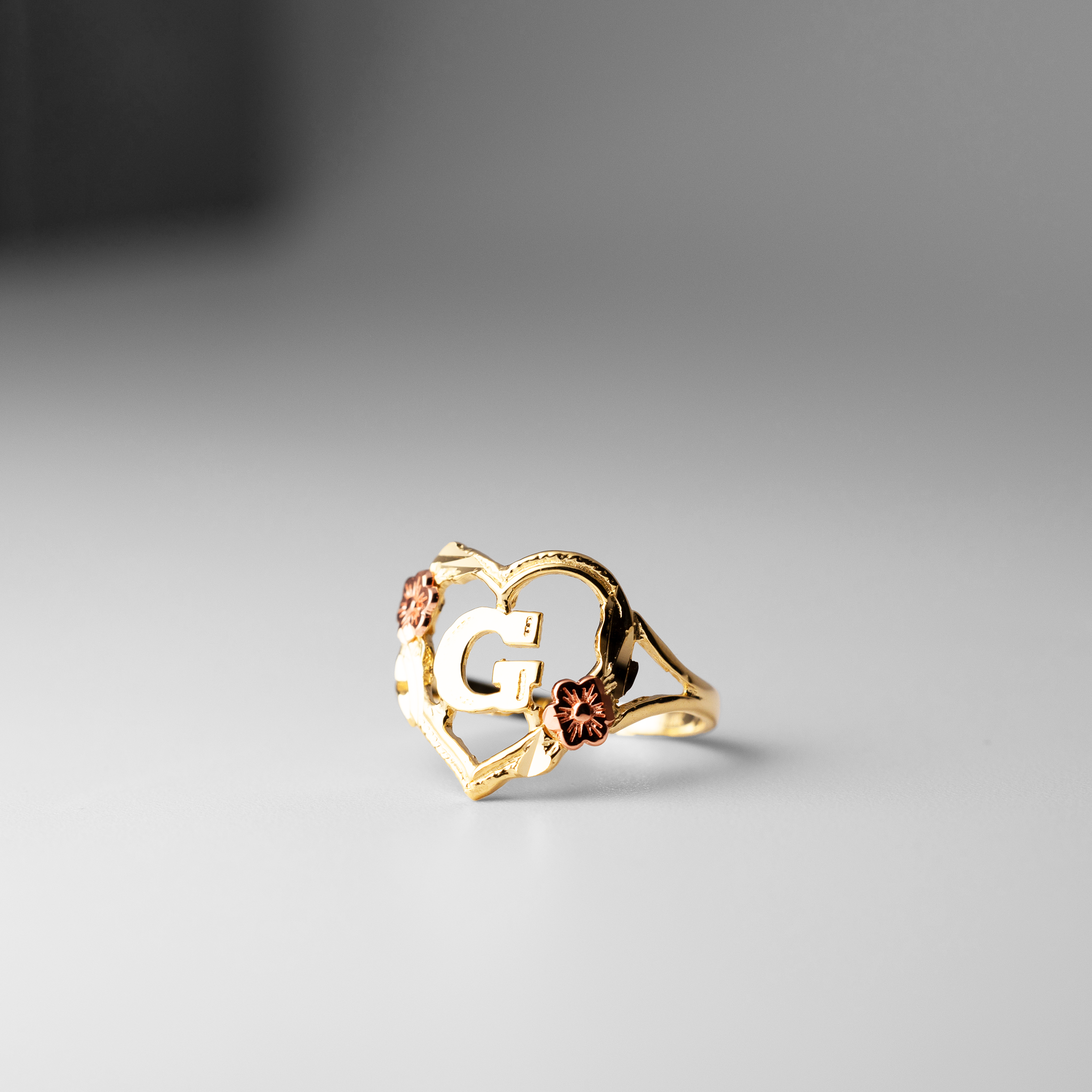 Gold Heart & Rose Initial "G" Ring - Charlie & Co. Jewelry