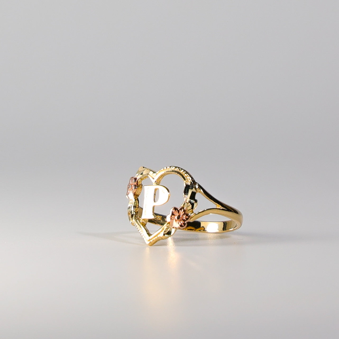 14K Gold Heart & Rose Initial "P" Ring