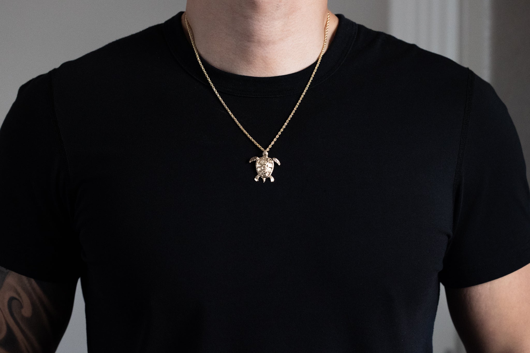 Gold Large Sea Turtle Pendant - Model 1683 - Charlie & Co. Jewelry