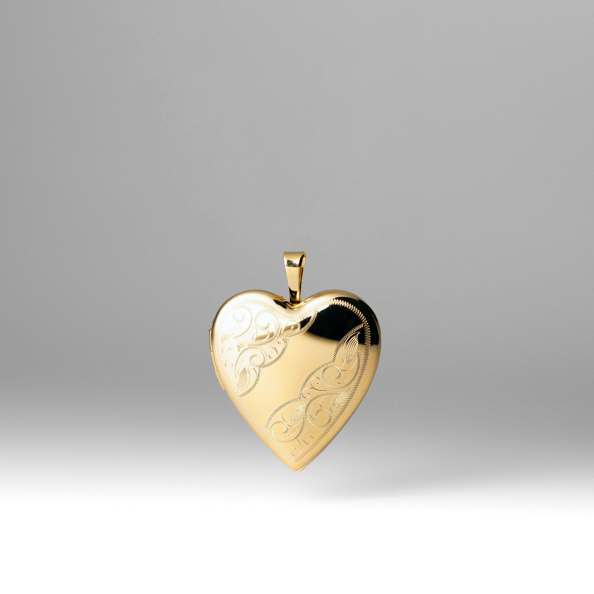 Gold Heart Locket Pendant - Model 0619 - Charlie & Co. Jewelry