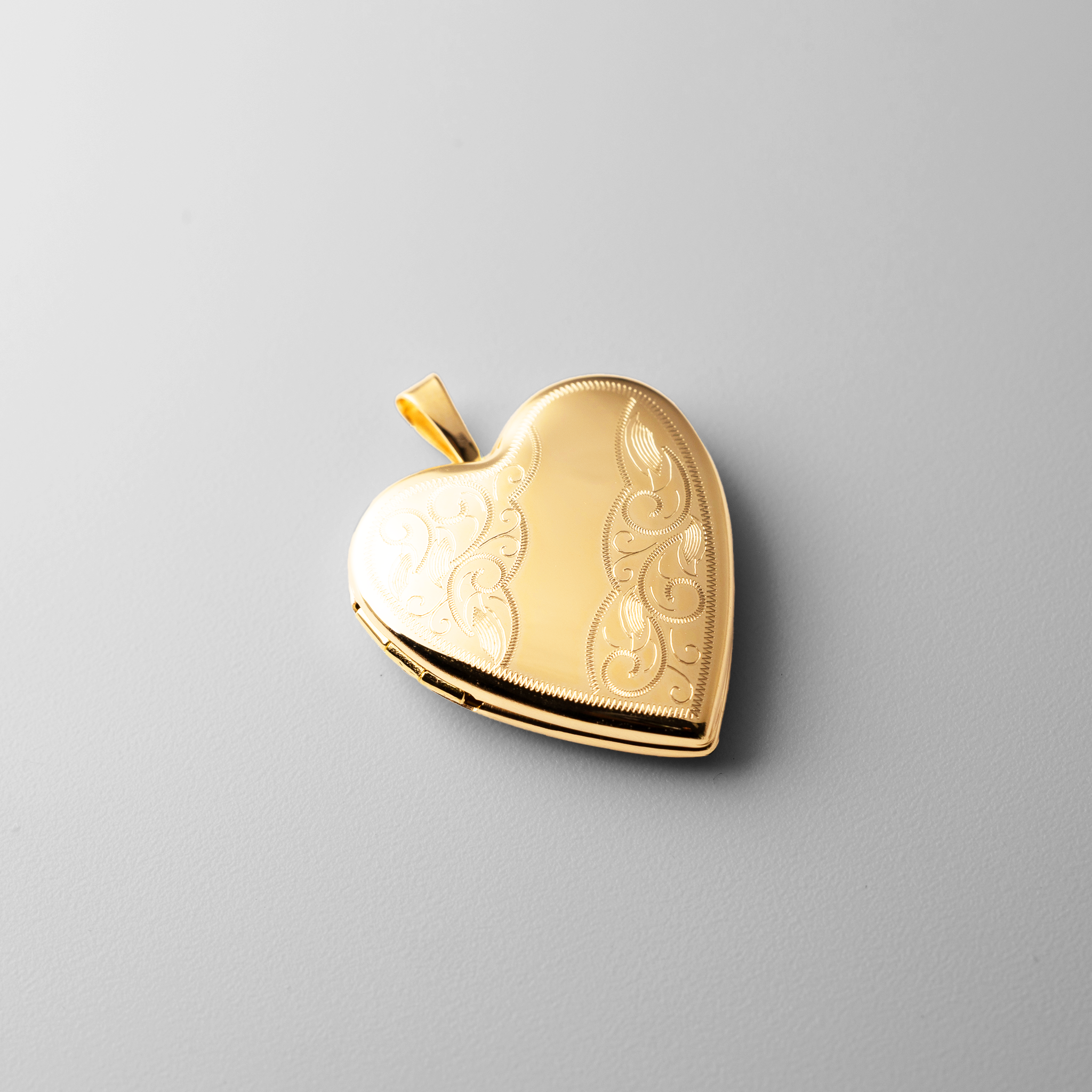 Gold Heart Locket Pendant - Model 0619 - Charlie & Co. Jewelry