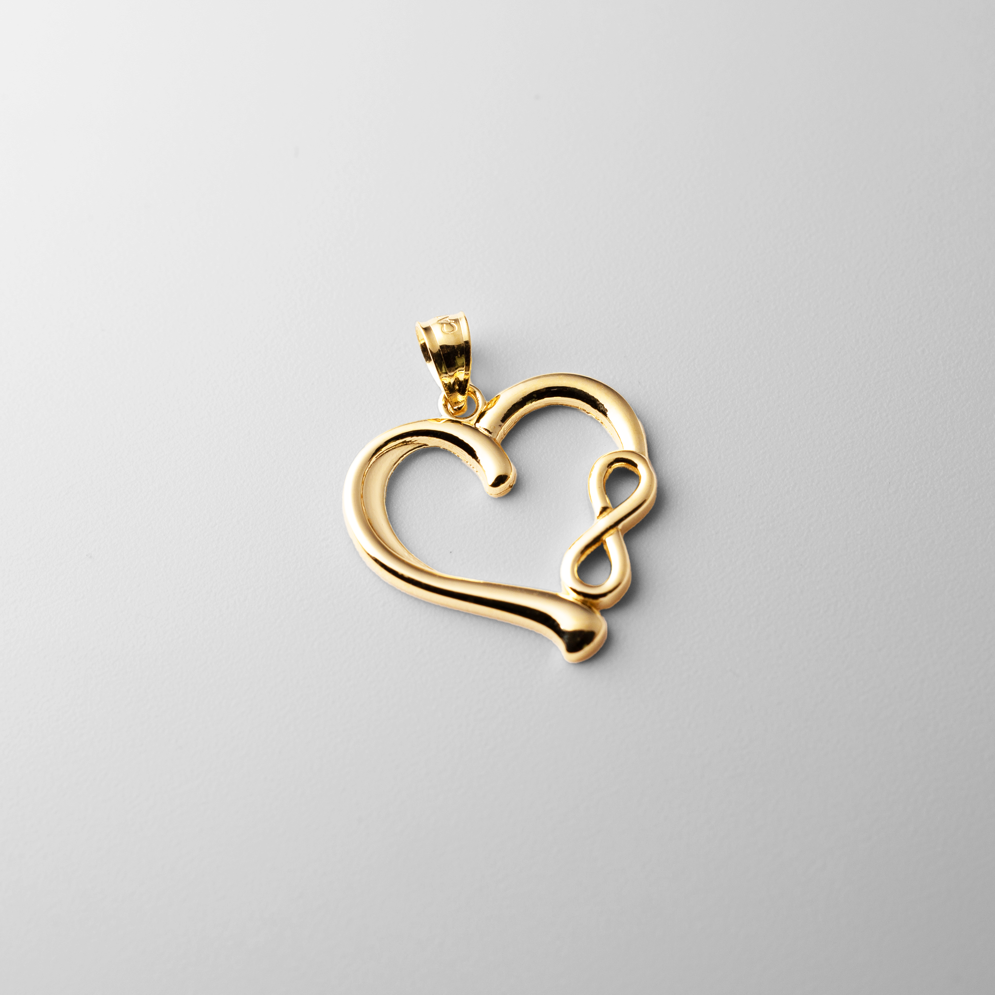 Gold Infinity Symbol Heart Pendant - Model K5169 - Charlie & Co. Jewelry