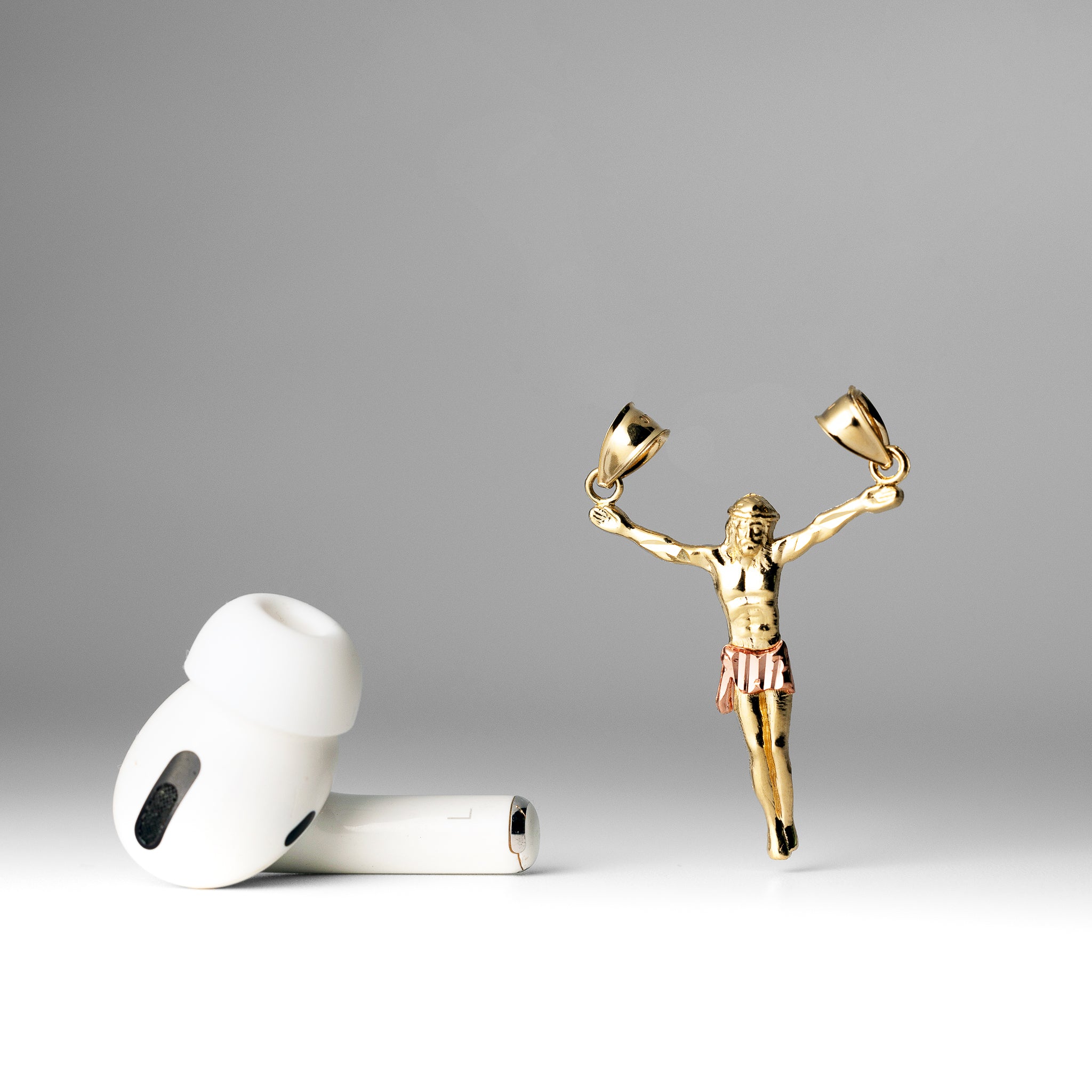 Gold Large Jesus Christ Body Pendant - Model 0084 - Charlie & Co. Jewelry