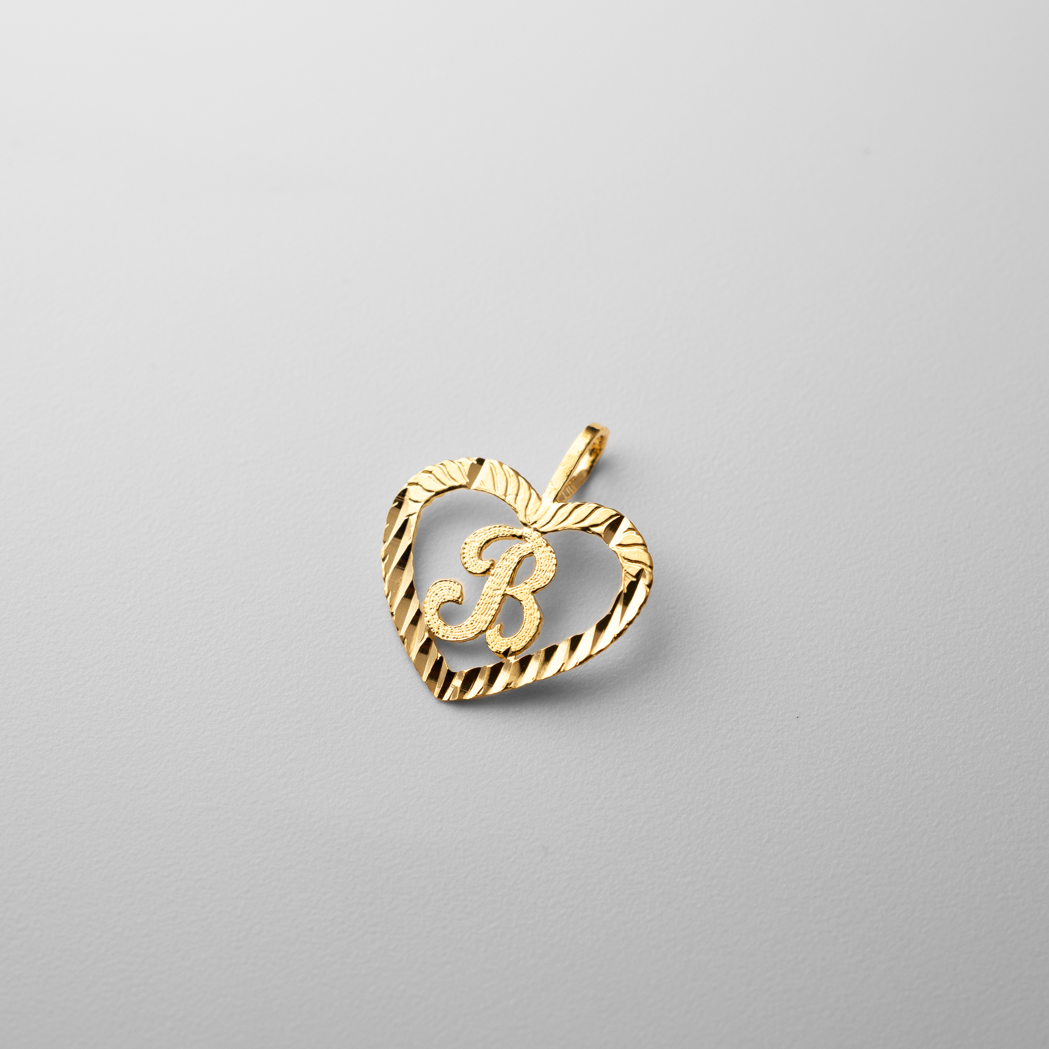 Gold Heart-Shaped Letter B Pendant | A-Z Pendants - Charlie & Co. Jewelry
