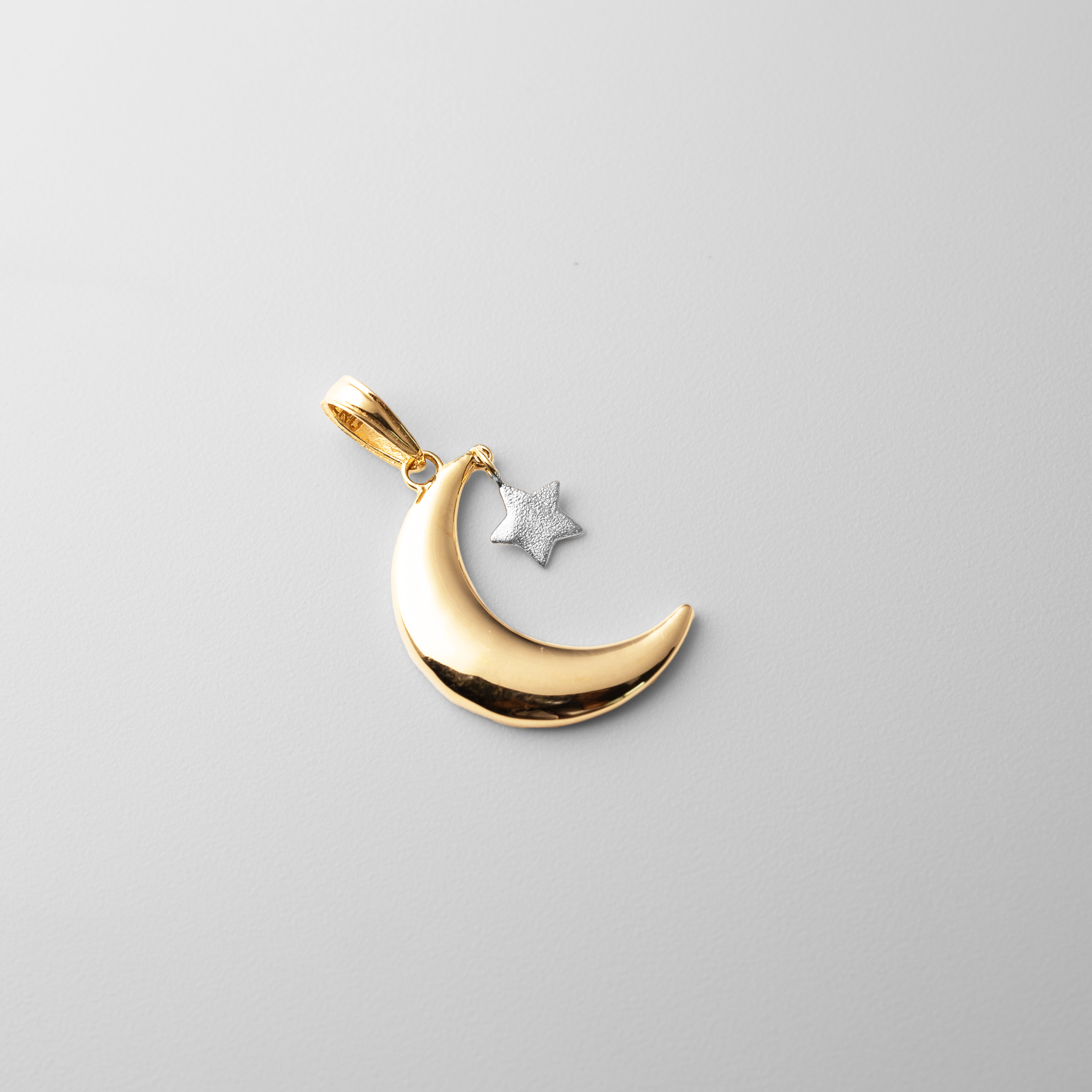 Gold Half Moon with Star Moveable Charm - Model M2962 - Charlie & Co. Jewelry