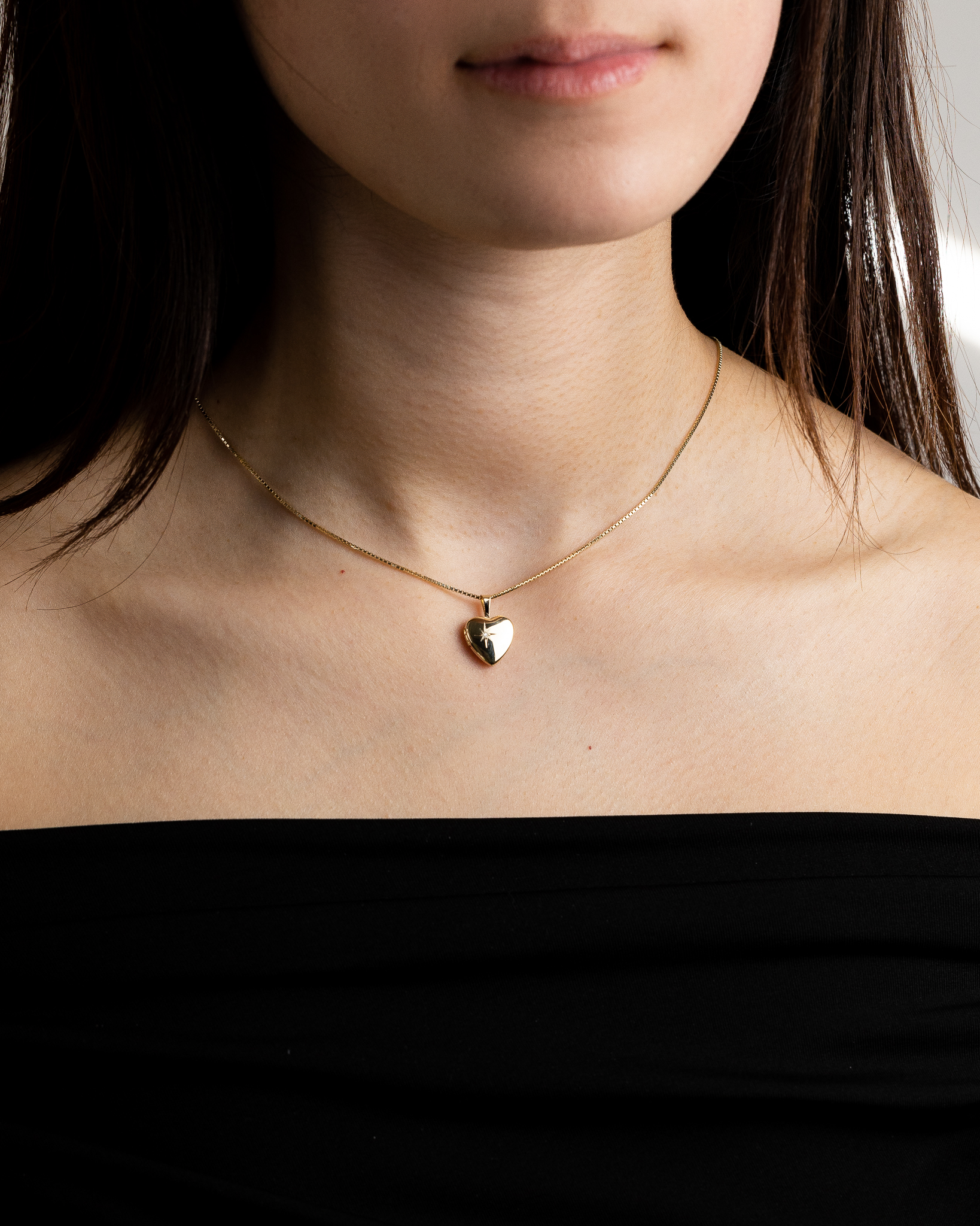 Gold Heart Locket Pendant - Model 0622 - Charlie & Co. Jewelry