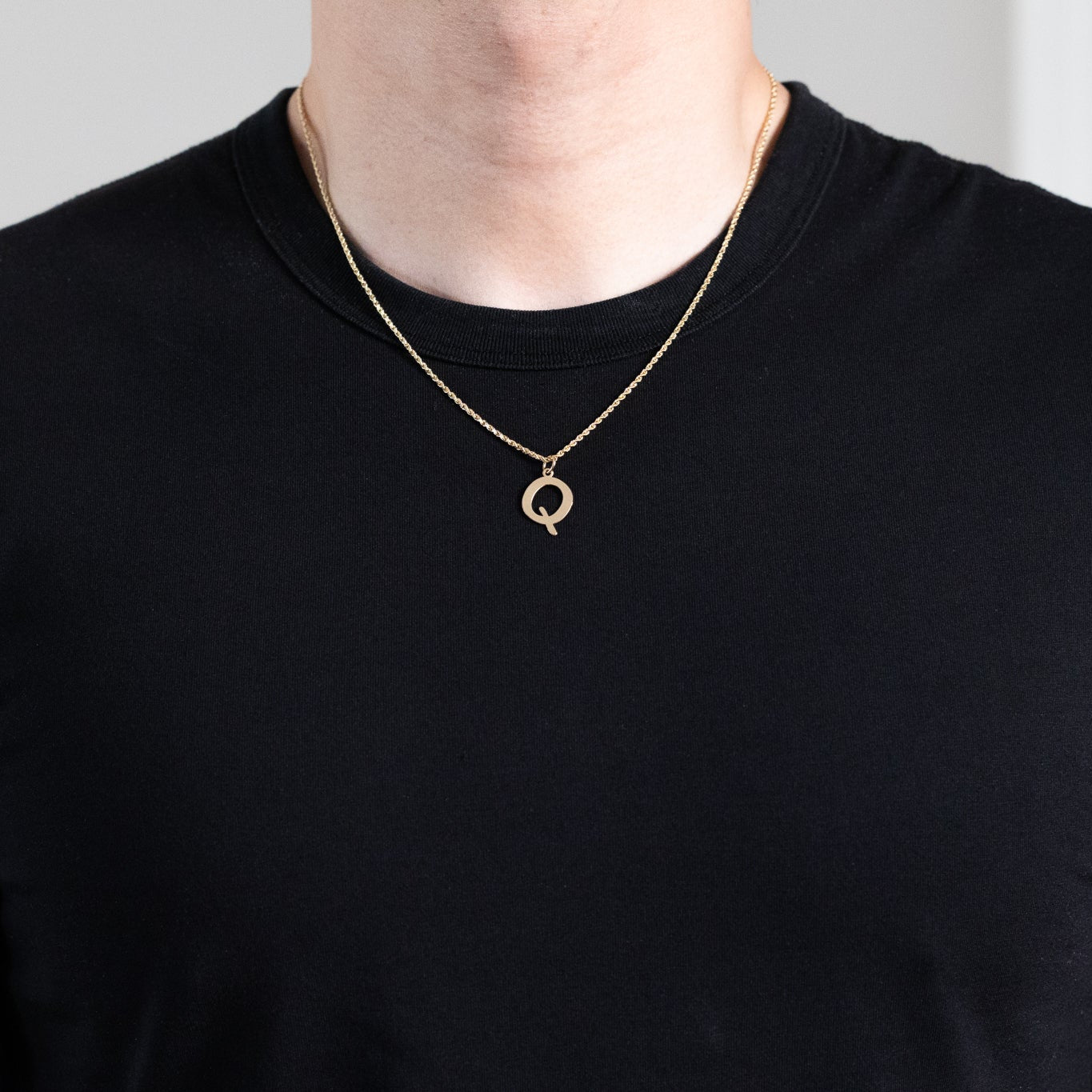 Gold Polished Letter 'Q' Initial Charm - Model YC1441 - Charlie & Co. Jewelry