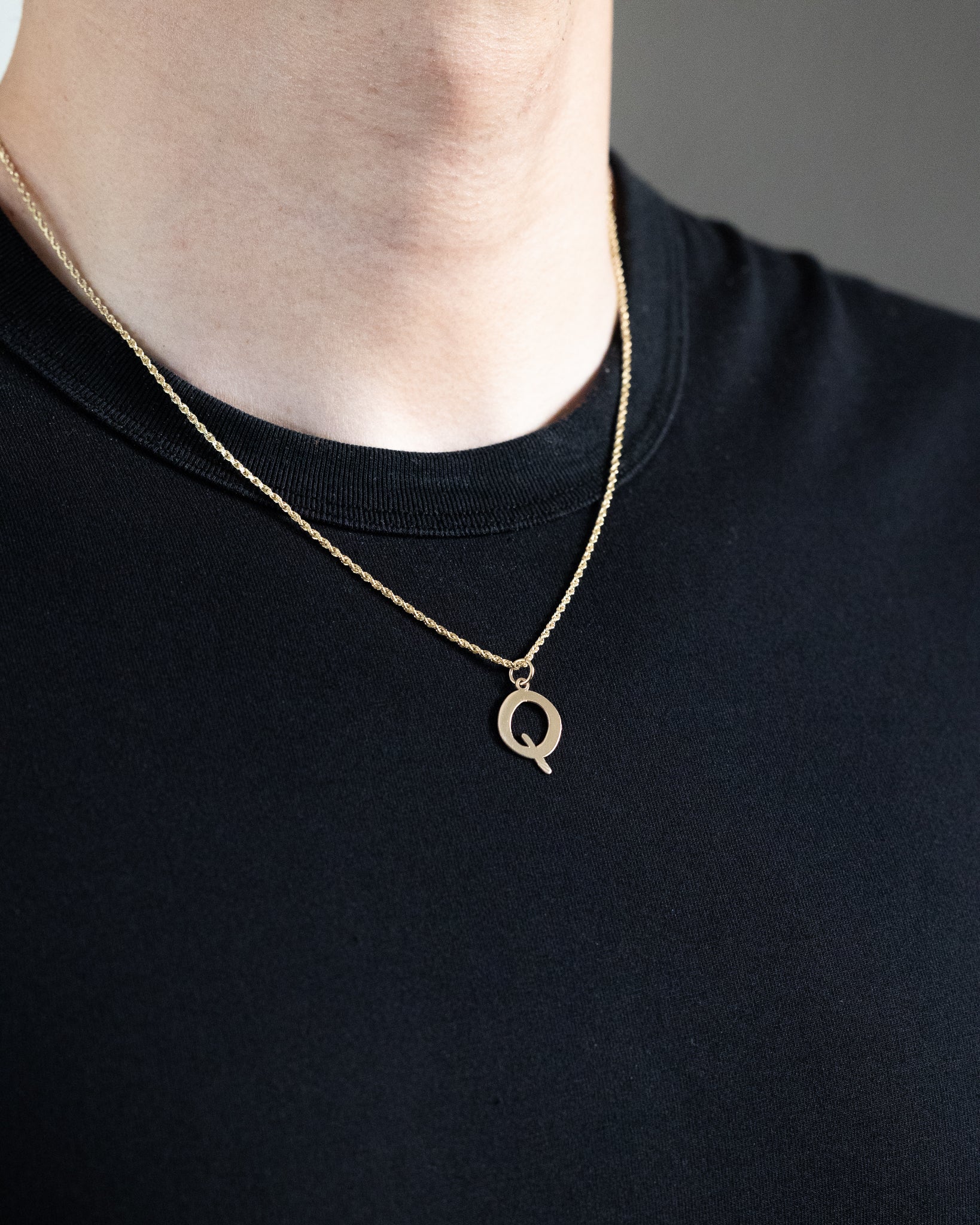 Gold Polished Letter 'Q' Initial Charm - Model YC1441 - Charlie & Co. Jewelry