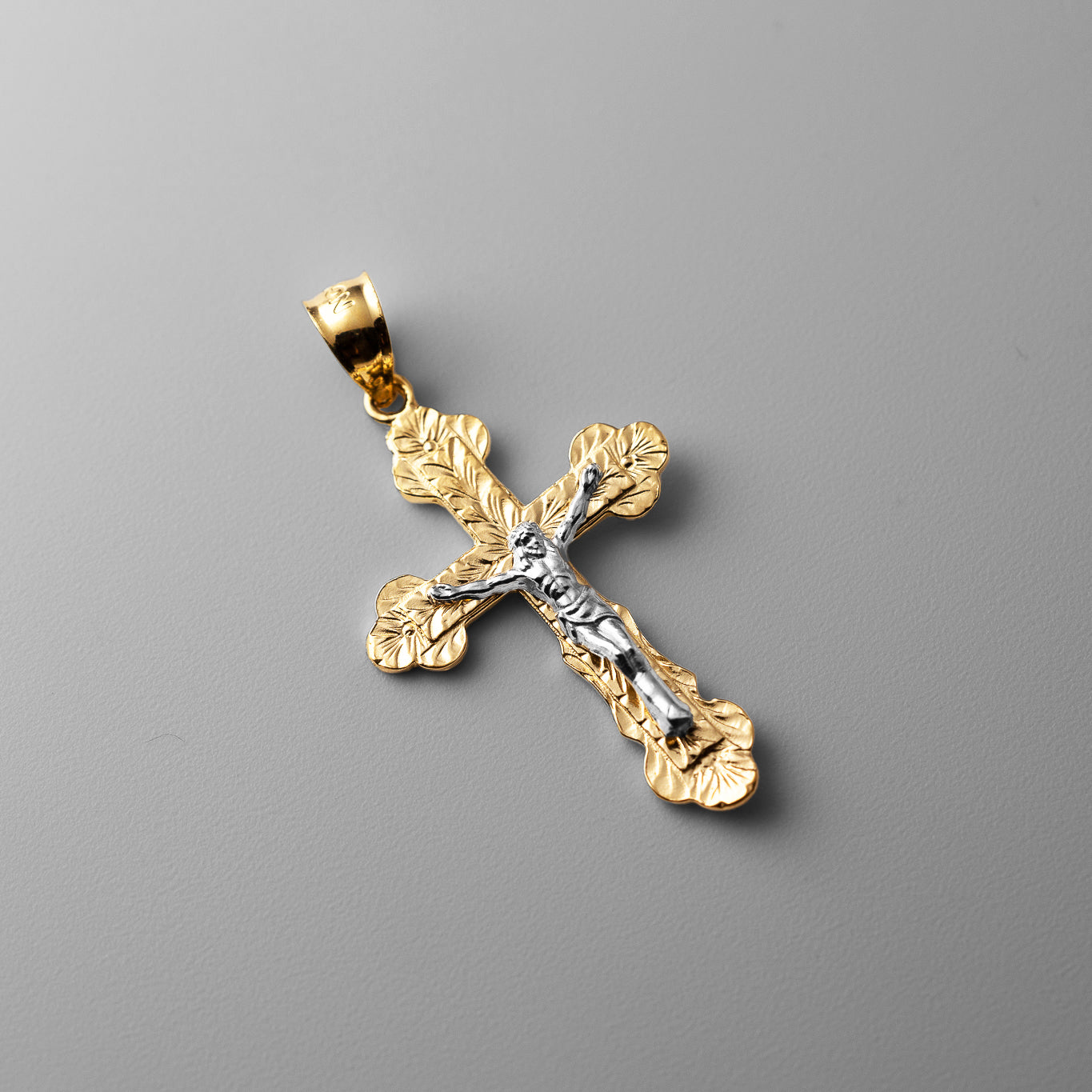 Gold Medium Crucifix Cross Pendant - Model 0863 - Charlie & Co. Jewelry