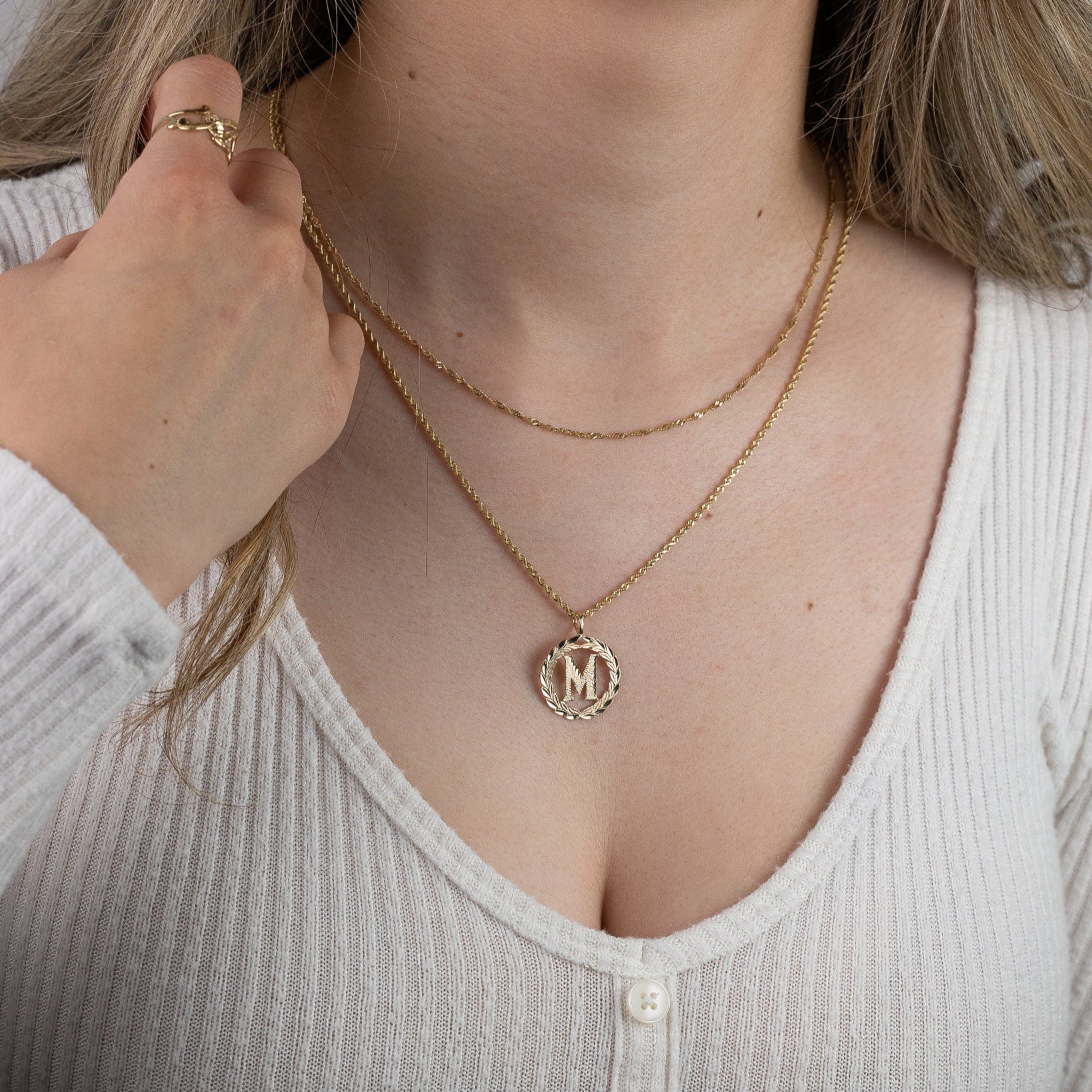 Gold Wreath V Initial Pendant | A-Z Pendants - Charlie & Co. Jewelry