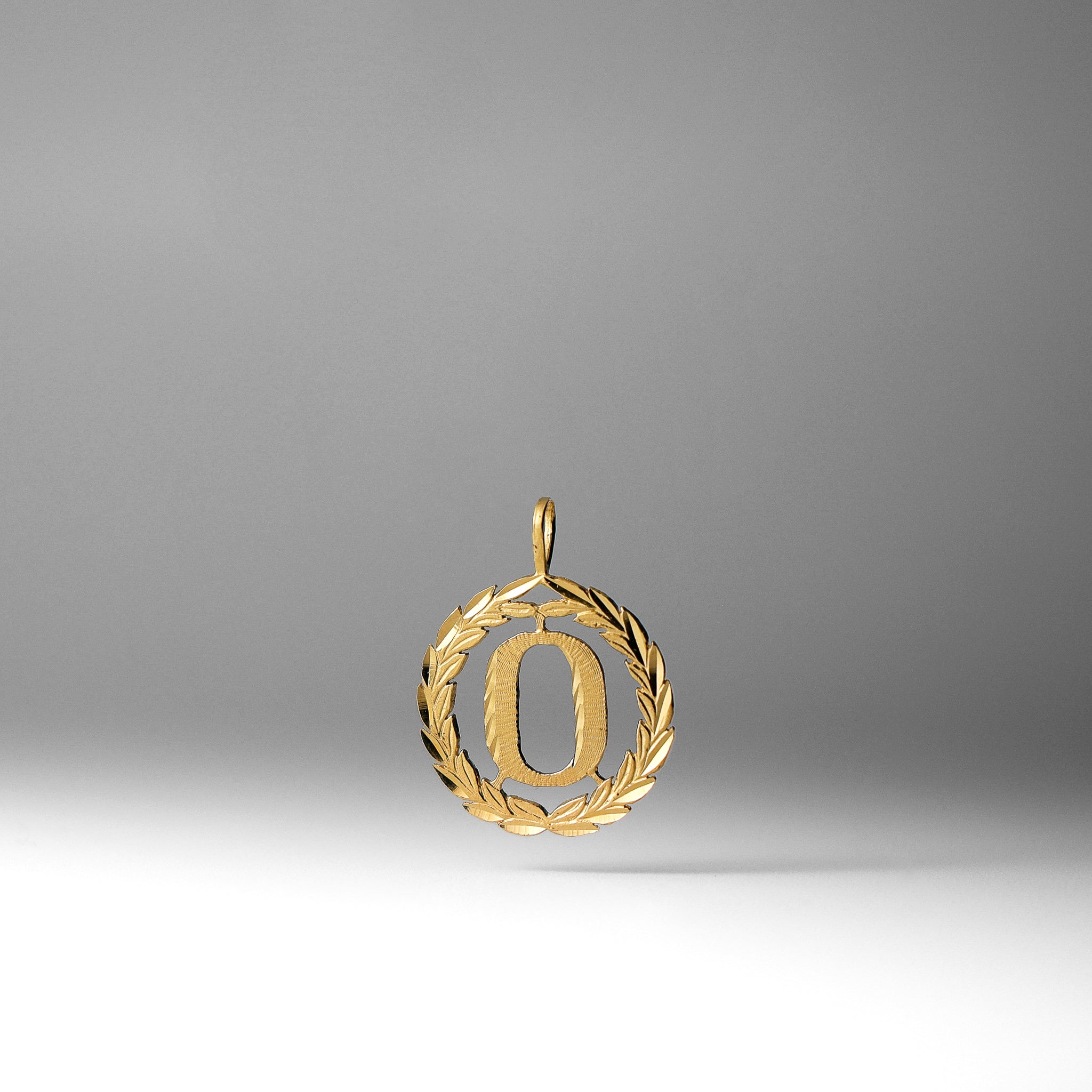 Gold Wreath O Initial Pendant | A-Z Pendants - Charlie & Co. Jewelry