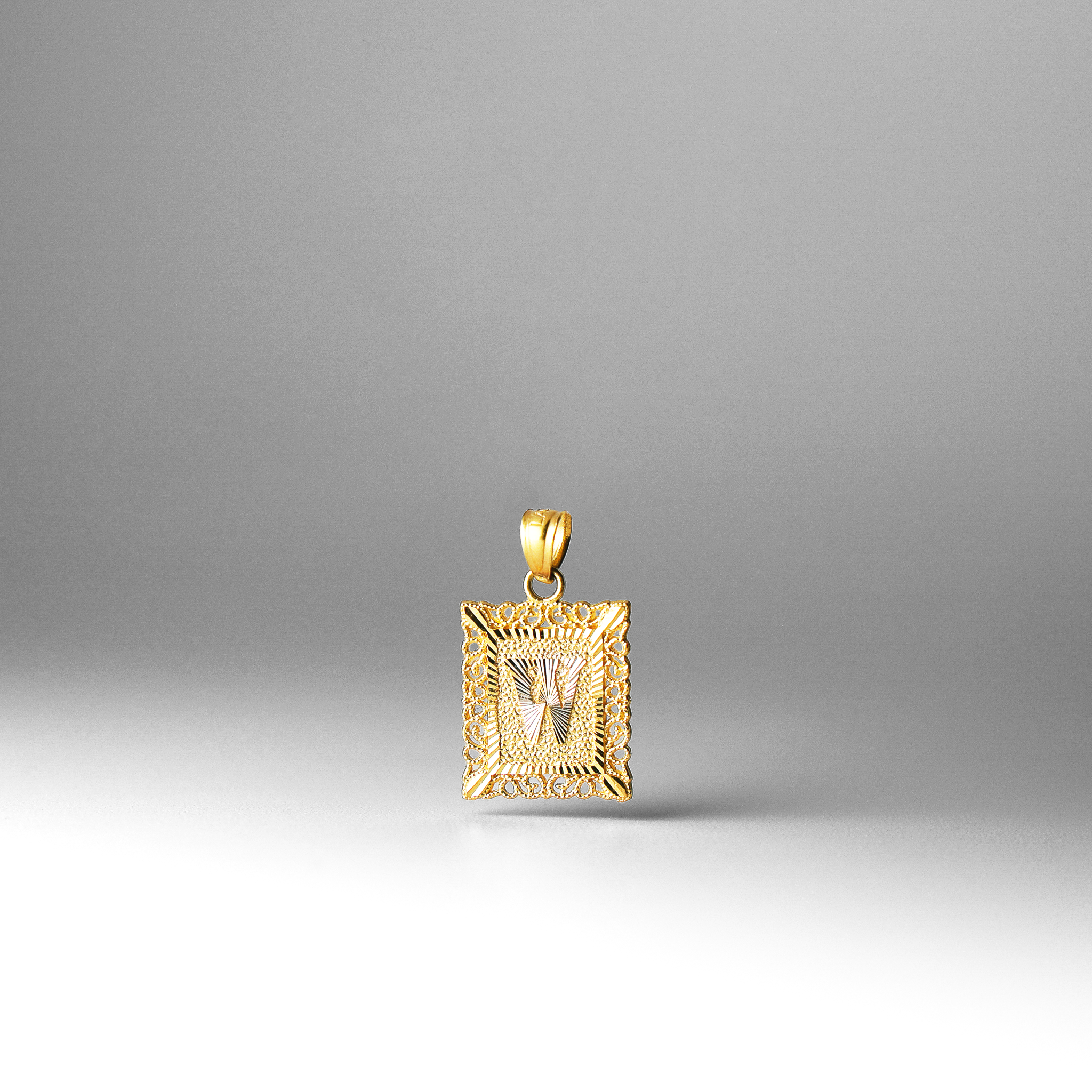 Gold Letter W Filigree Pendants | A-Z Gold Pendants - Charlie & Co. Jewelry