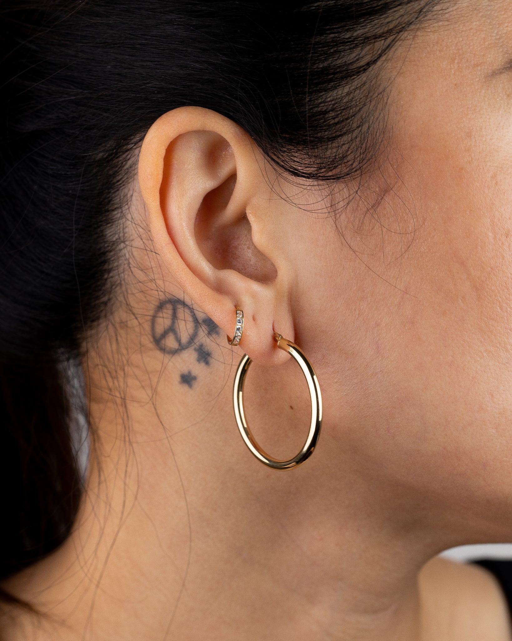 Gold 3mm Classic Plain Hoop Earrings (35mm) - Model 1026 - Charlie & Co. Jewelry
