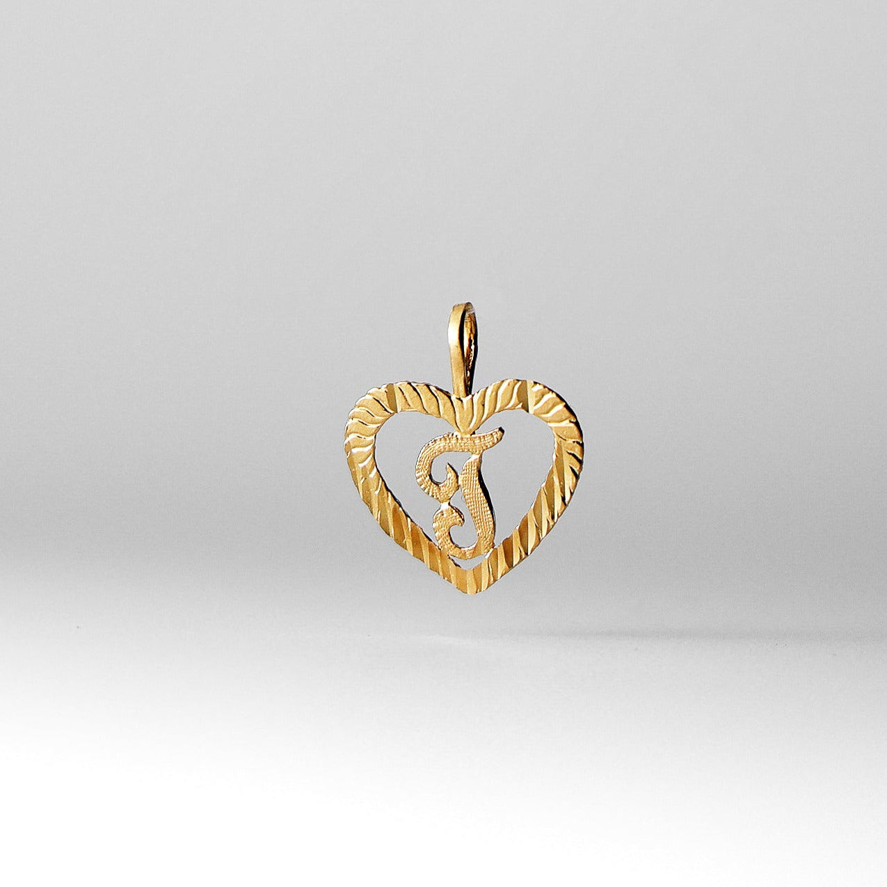 Gold Heart-Shaped Letter T Pendant | A-Z Pendants - Charlie & Co. Jewelry