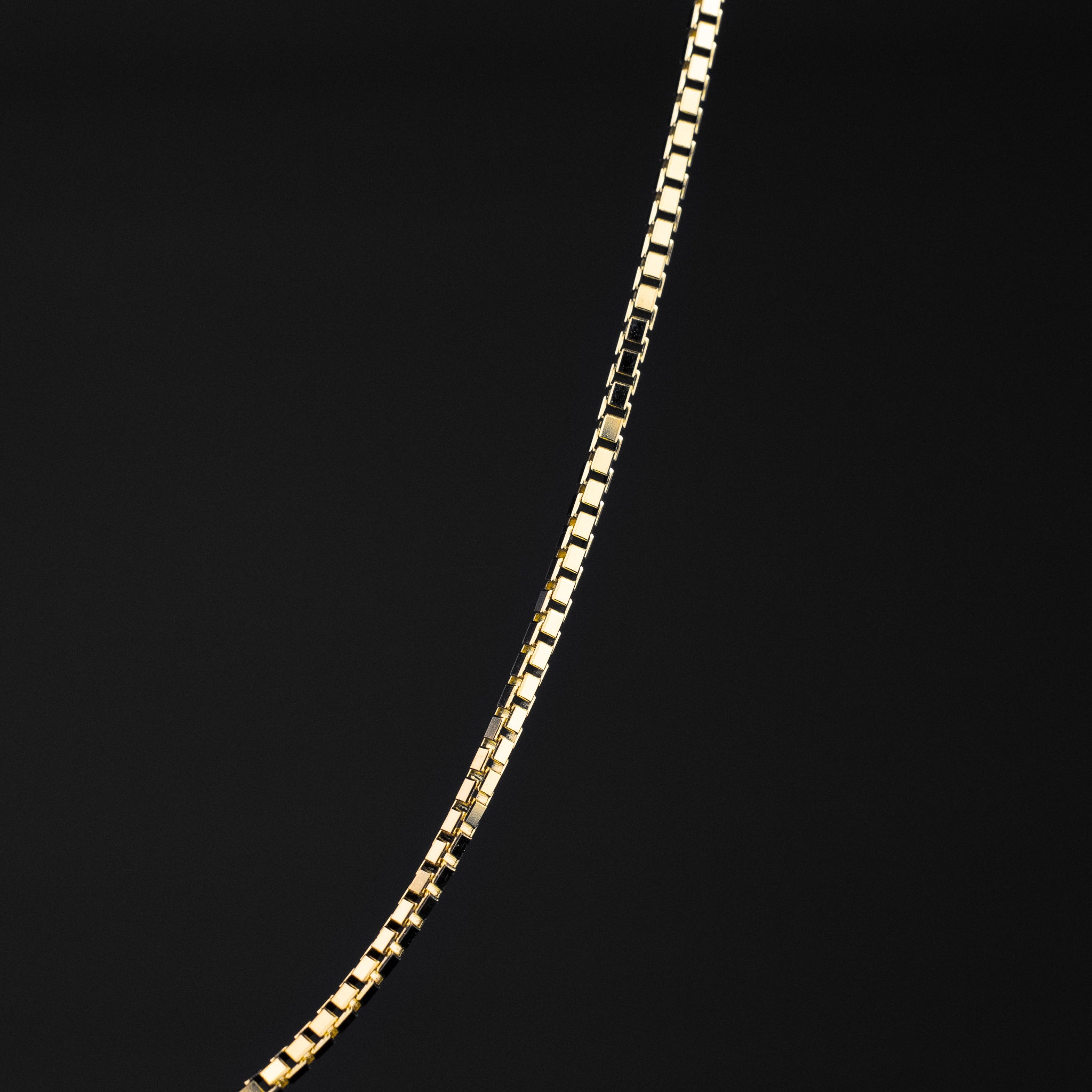 1.2mm Solid Gold Box Chain - Model 0473 - Charlie & Co. Jewelry