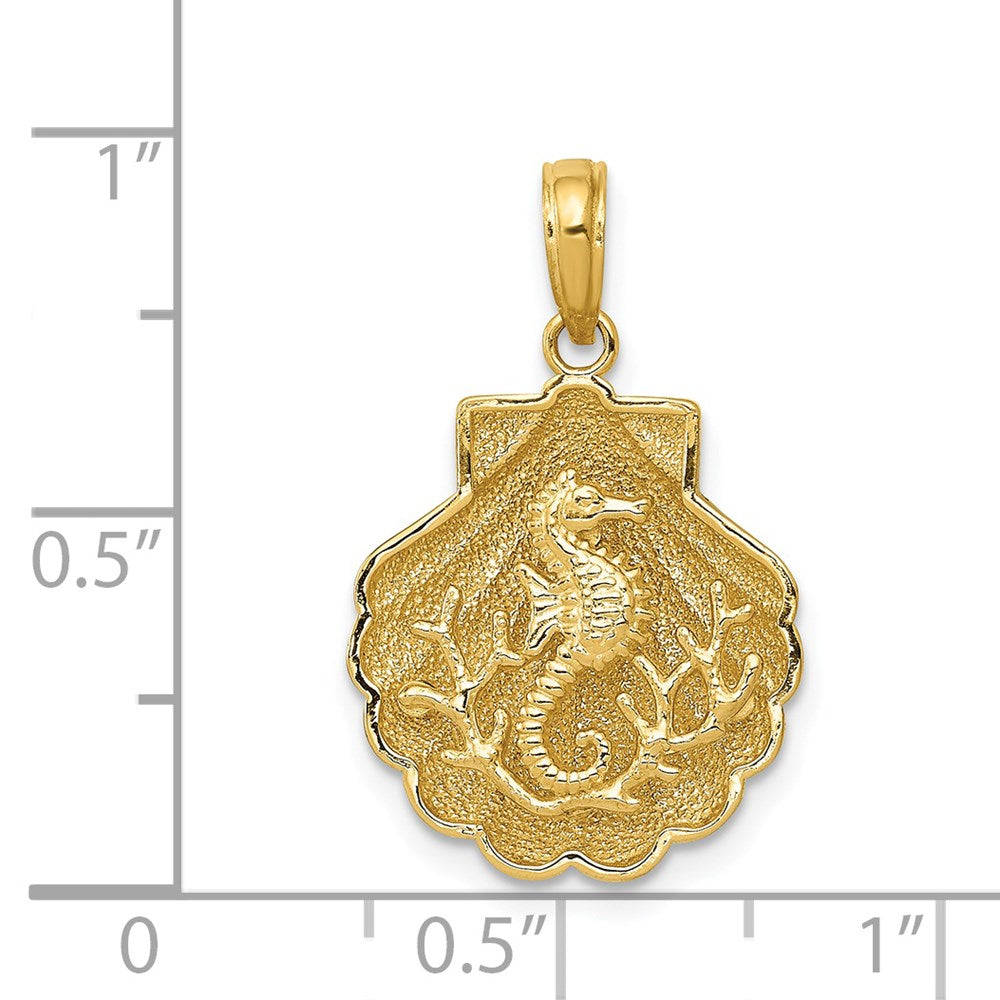 Charlie & Co Jewelry | 14k Seahorse In A Shell Pendant - Model D4396