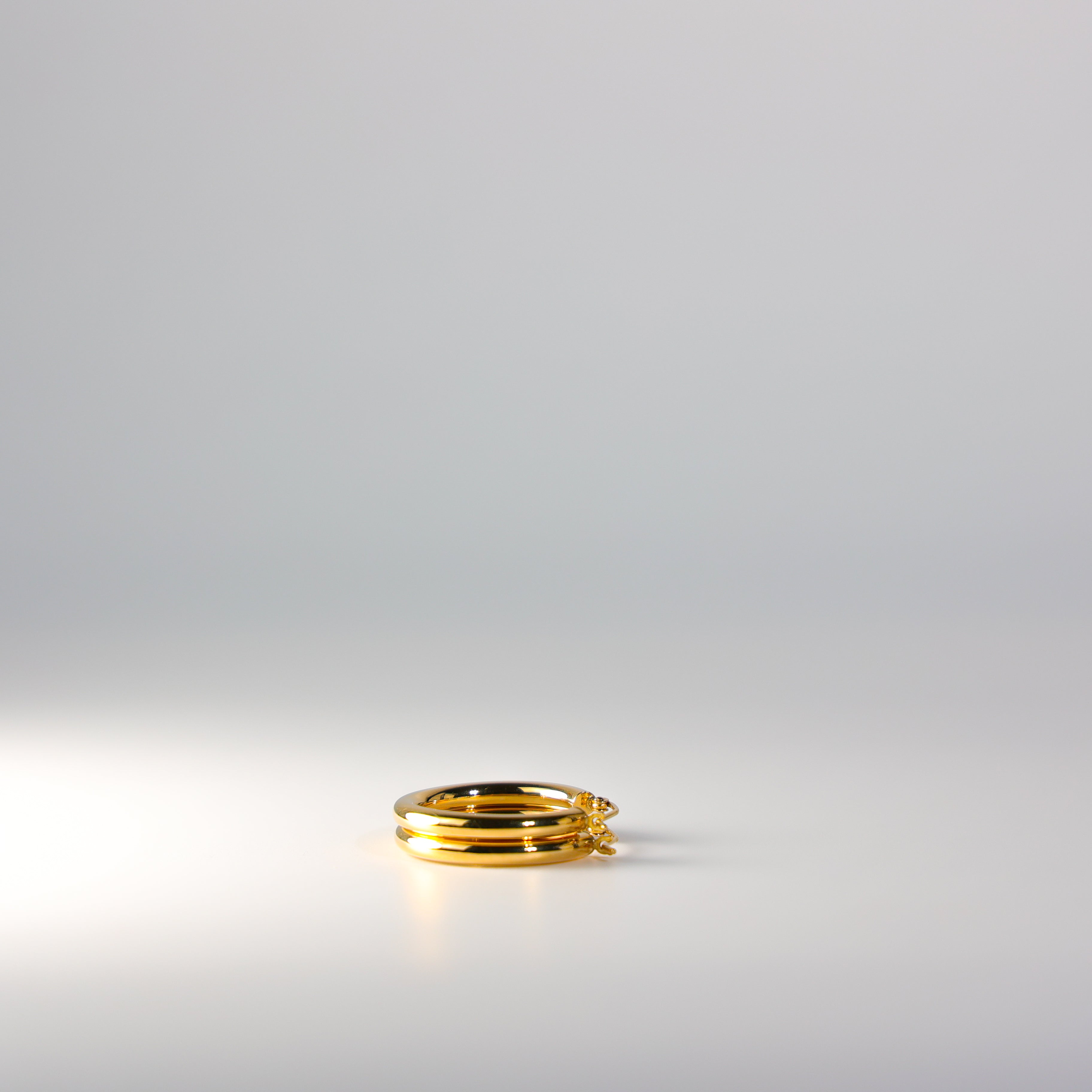Gold 3mm Classic Plain Hoop Earrings (25mm) - Model 1028 - Charlie & Co. Jewelry