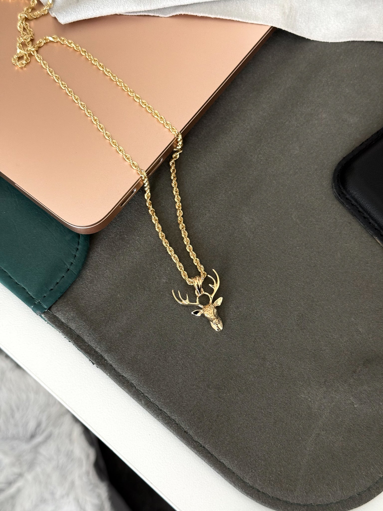 Gold Polished Deer Head Pendant - Charlie & Co. Jewelry