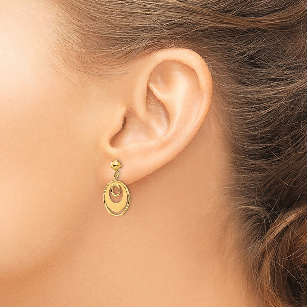 Gold Elegant Fancy Circle Post Earrings - Model YE1423 - Charlie & Co. Jewelry