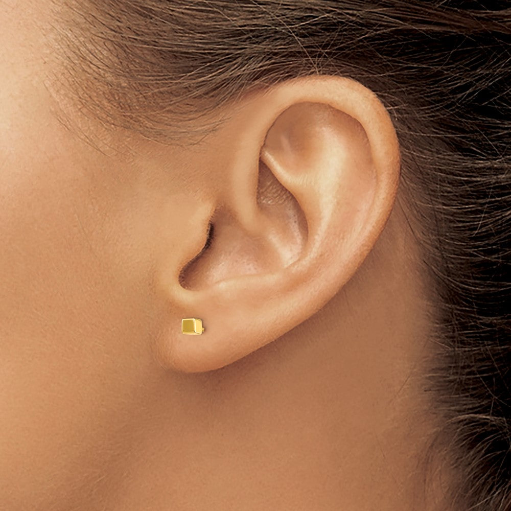 Gold Square Stud Earrings - Model YE1877 - Charlie & Co. Jewelry