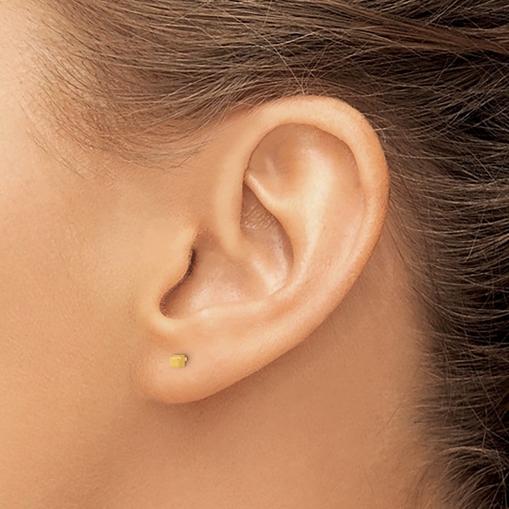 Gold Polished Cube Post Earrings - Model YE1945 - Charlie & Co. Jewelry