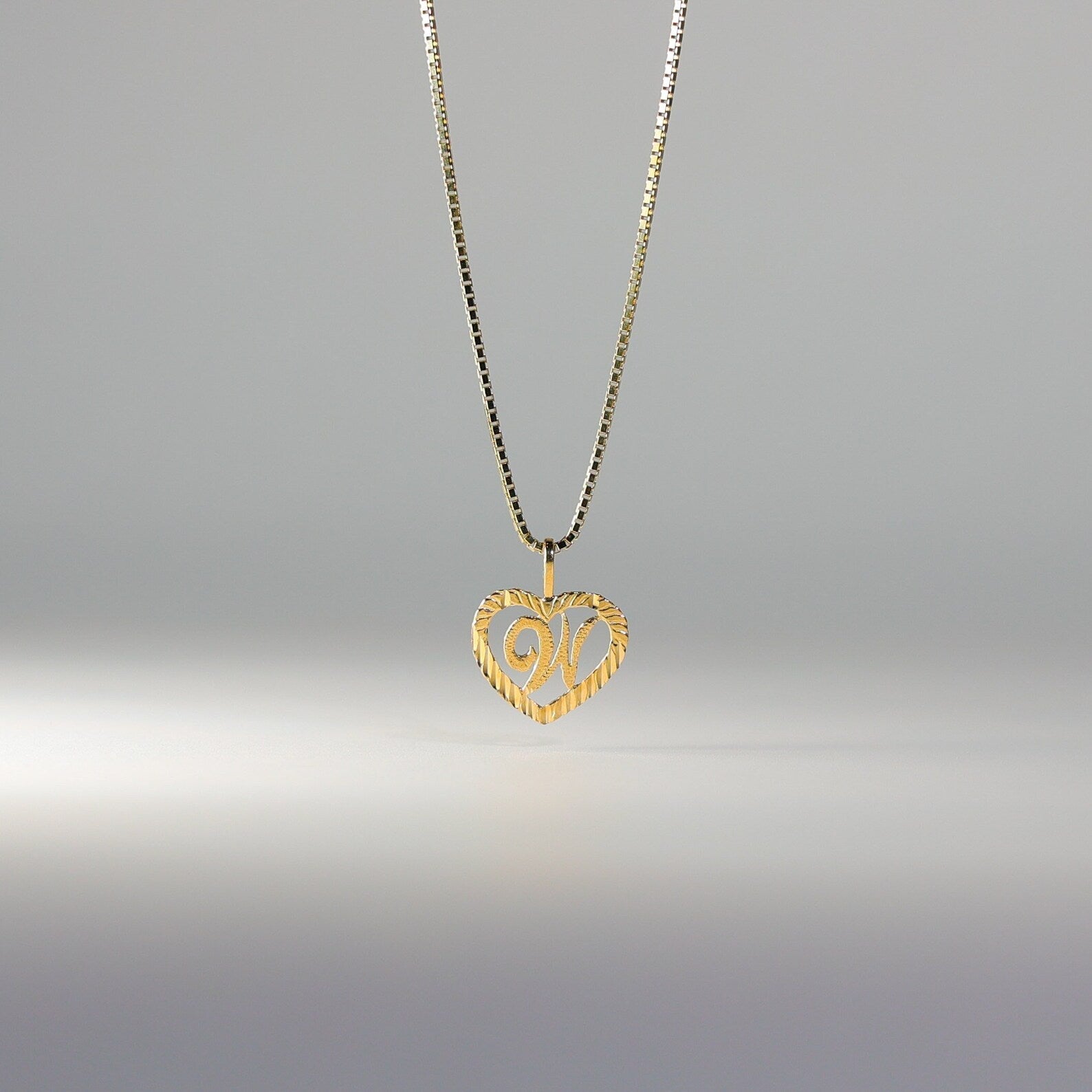 Gold Heart-Shaped Letter W Pendant | A-Z Pendants - Charlie & Co. Jewelry