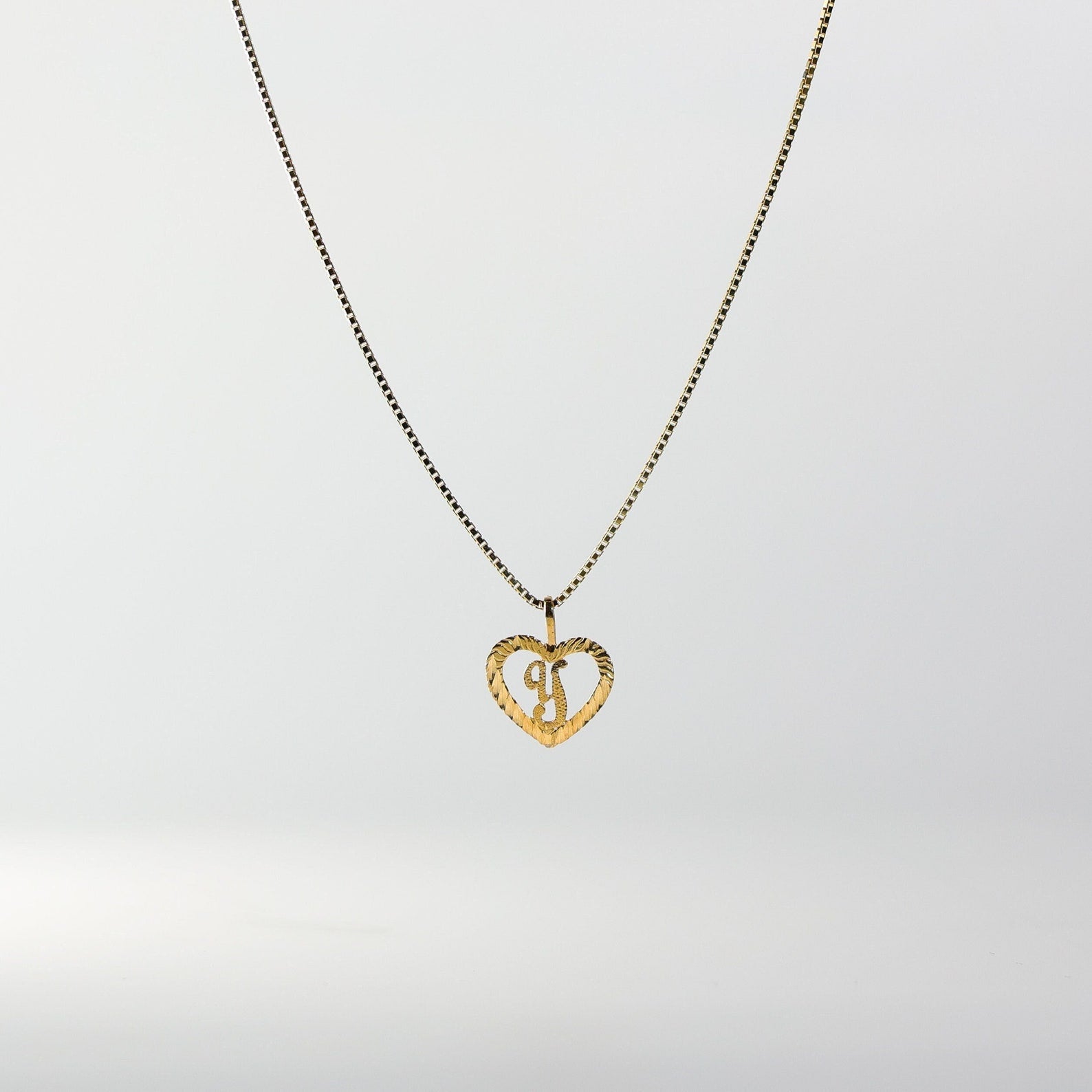 Gold Heart-Shaped Letter Y Pendant | A-Z Pendants - Charlie & Co. Jewelry