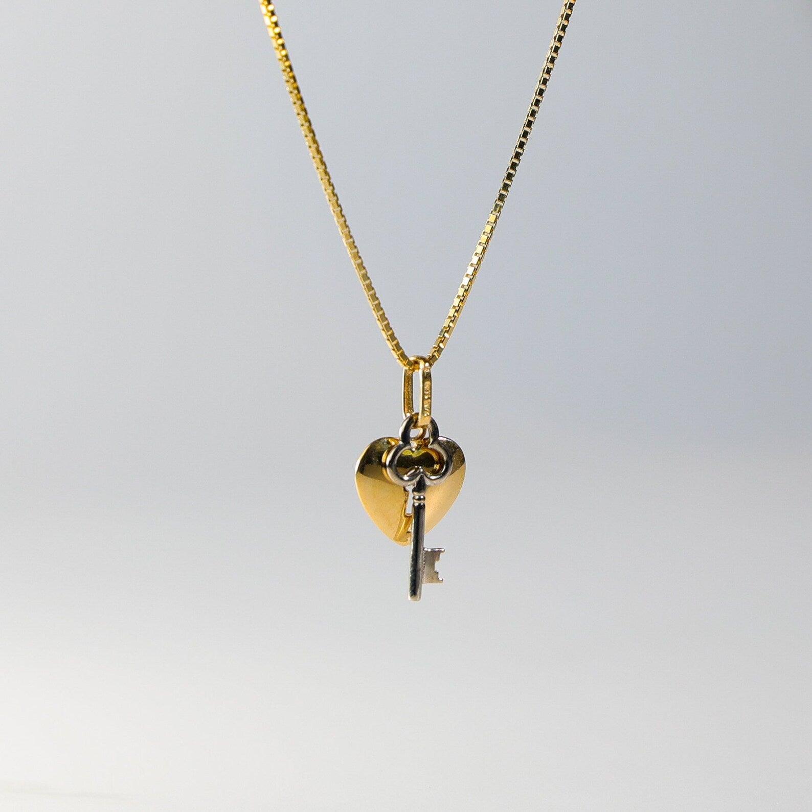 Gold Heart Key Pendant Model-451 - Charlie & Co. Jewelry