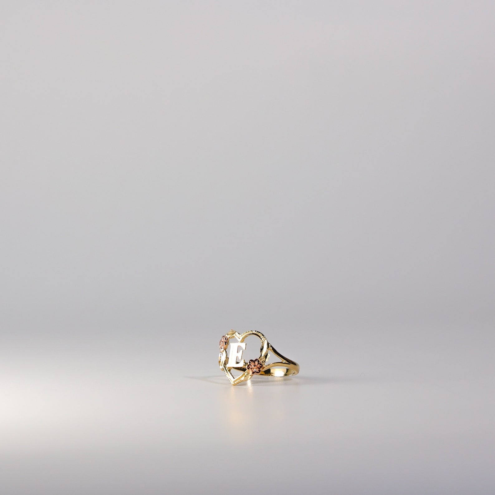 14K Gold Heart & Rose Initial "E" Ring - Charlie & Co. Jewelry