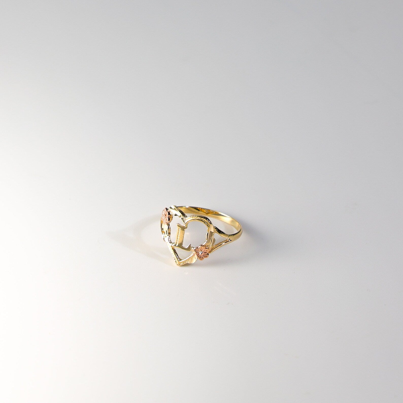 14K Gold Heart & Rose Initial "L" Ring - Charlie & Co. Jewelry