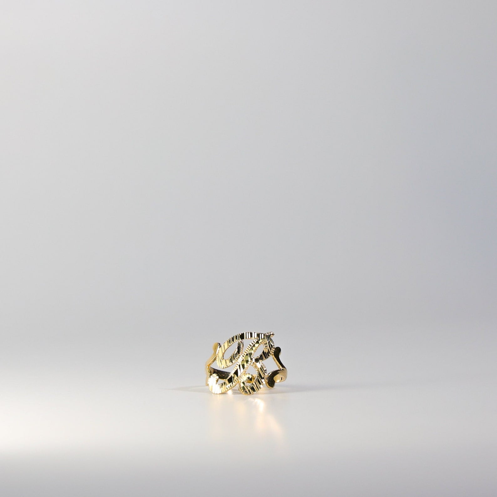 14K Gold Cursive Initial "B" Ring - Charlie & Co. Jewelry
