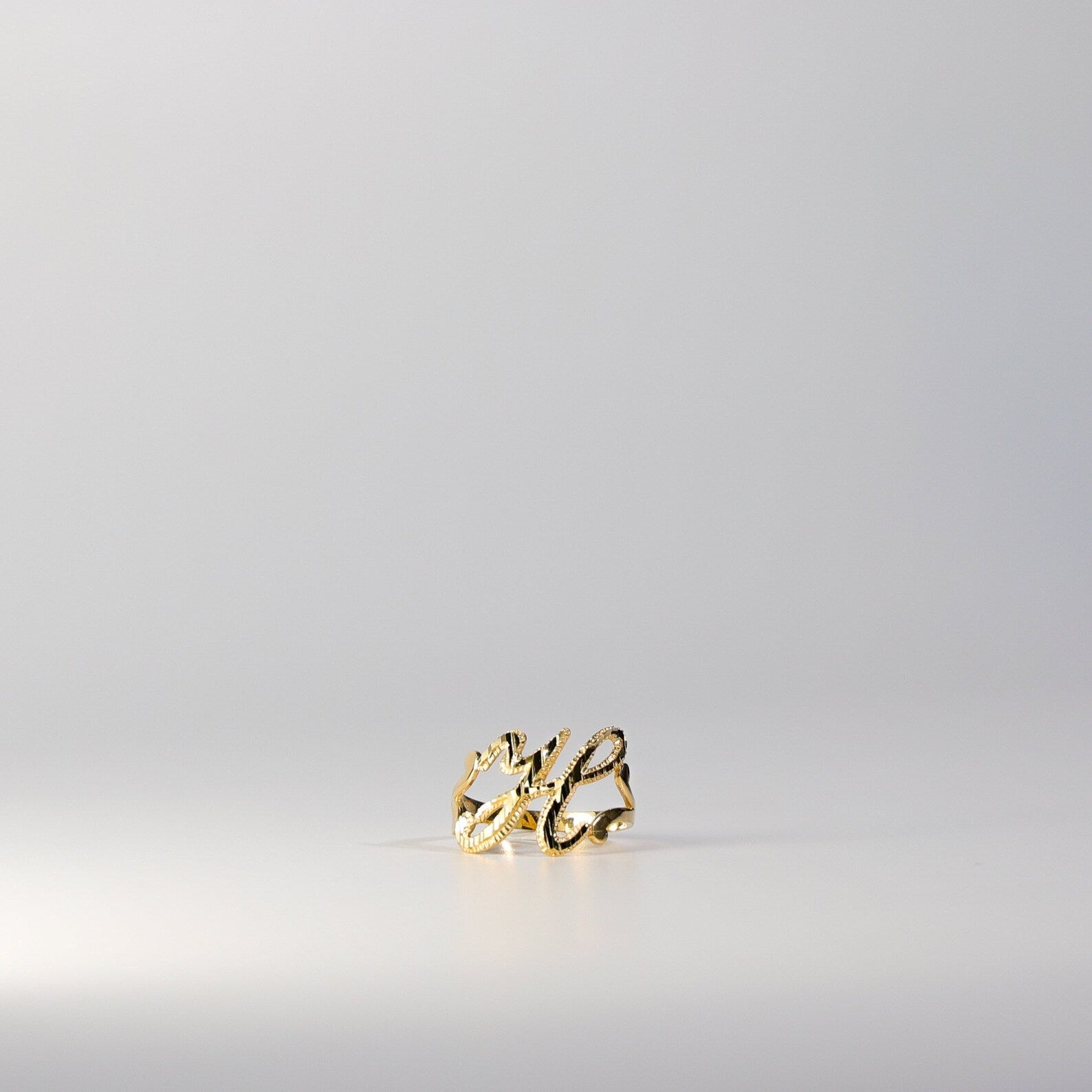 14K Gold Cursive Initial "H" Ring - Charlie & Co. Jewelry