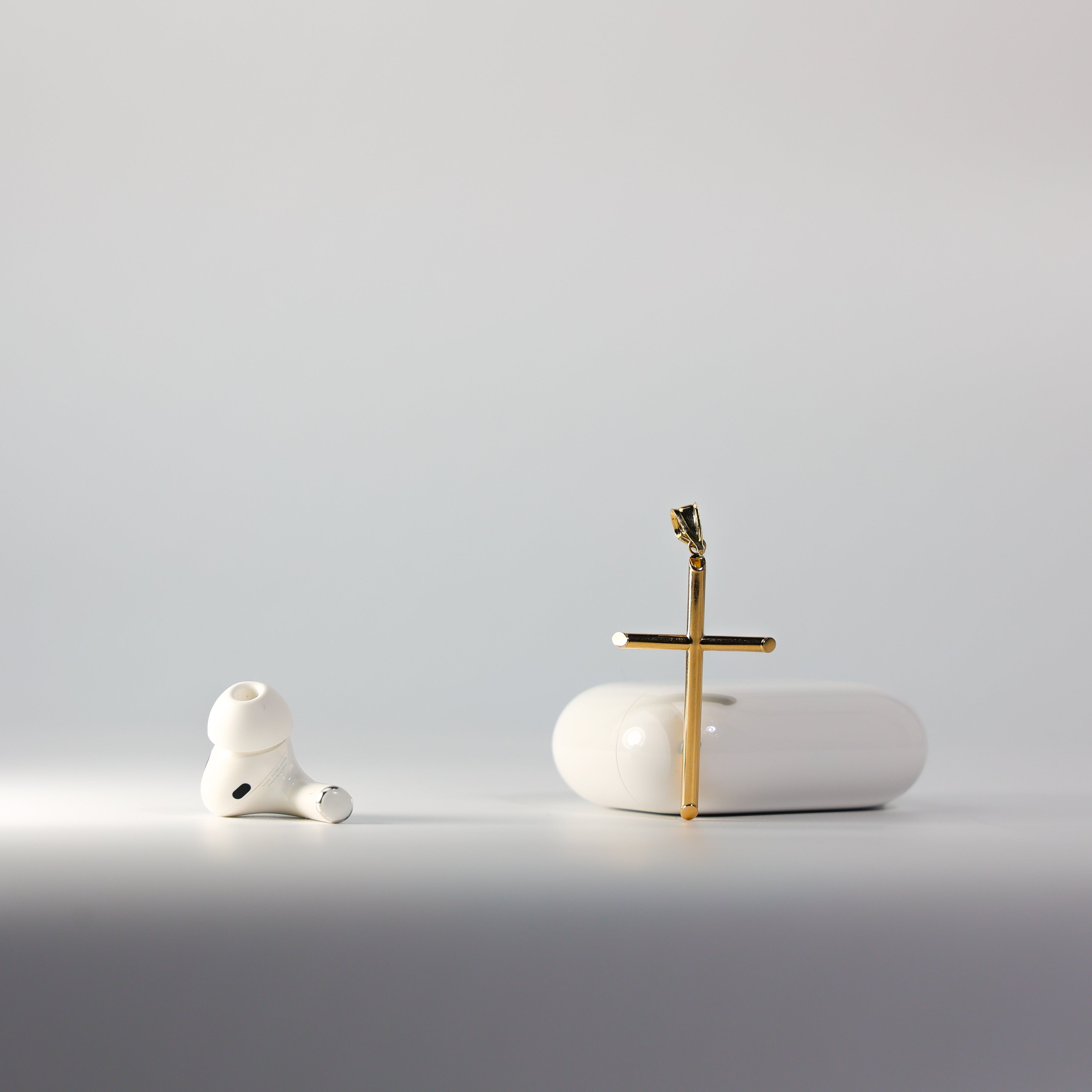 Gold Classic Cross Religious Pendant Model-14 - Charlie & Co. Jewelry