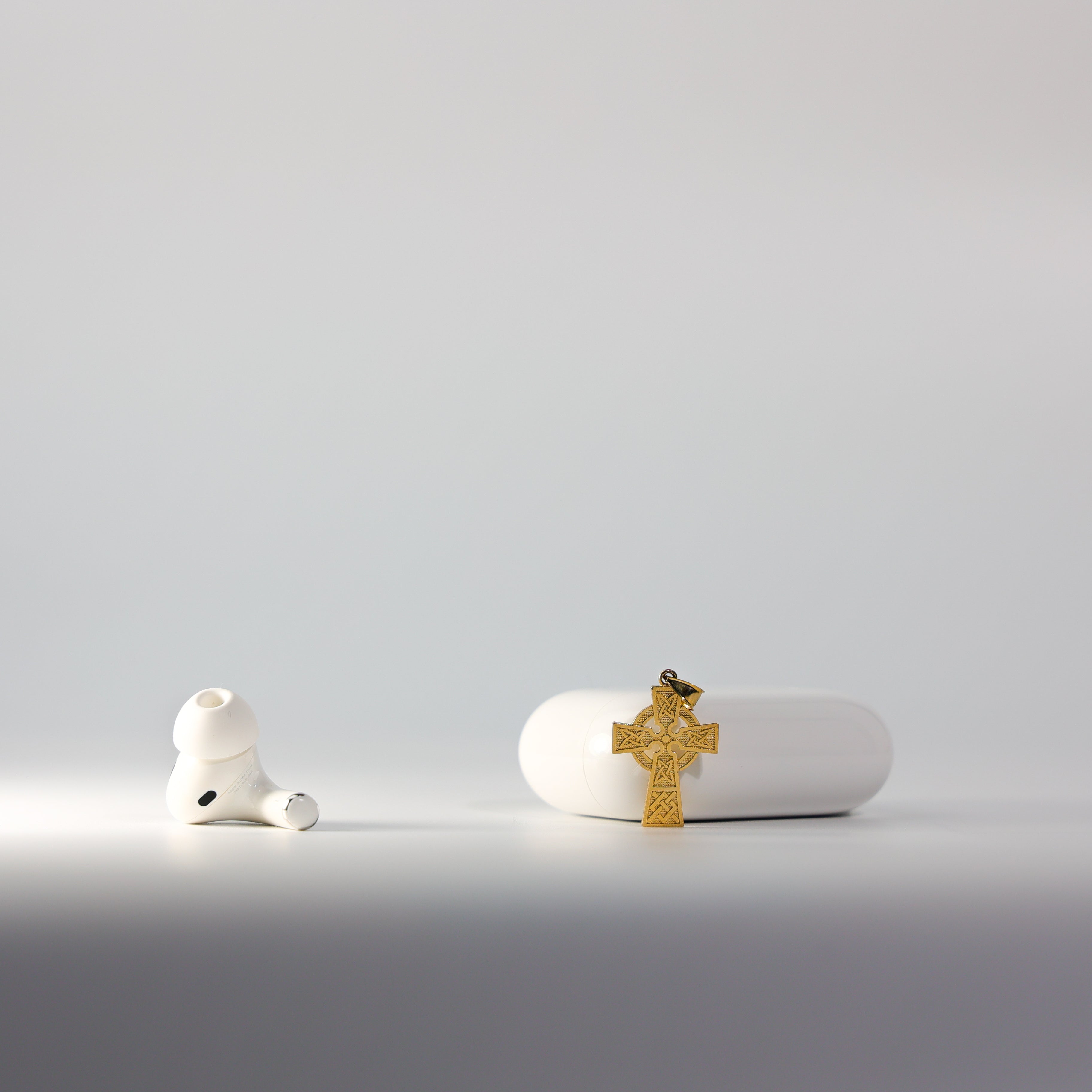 Gold Celtic Cross Pendant Model-122 - Charlie & Co. Jewelry