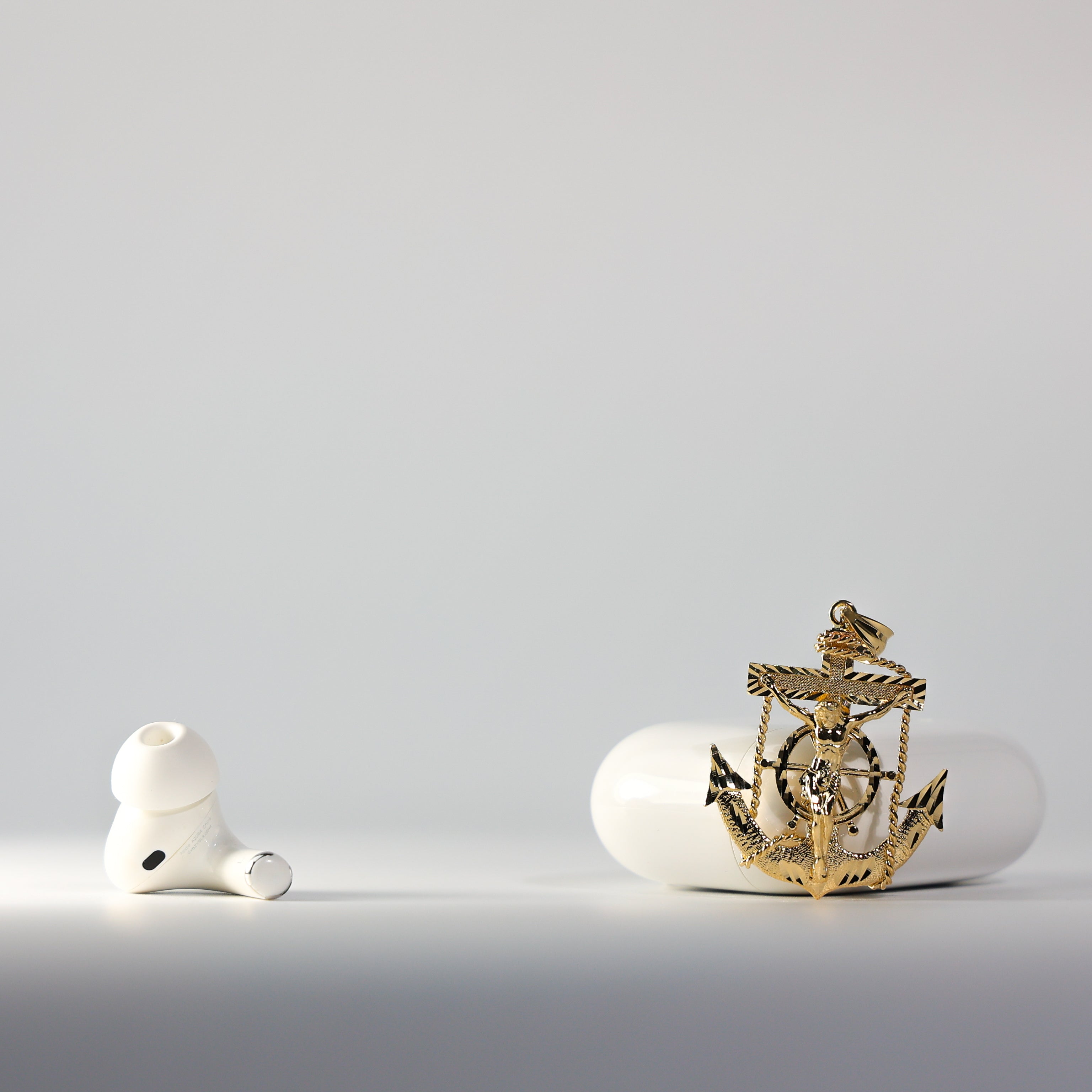 Gold Mariner Crucifix Anchor Pendant Model-1223 - Charlie & Co. Jewelry