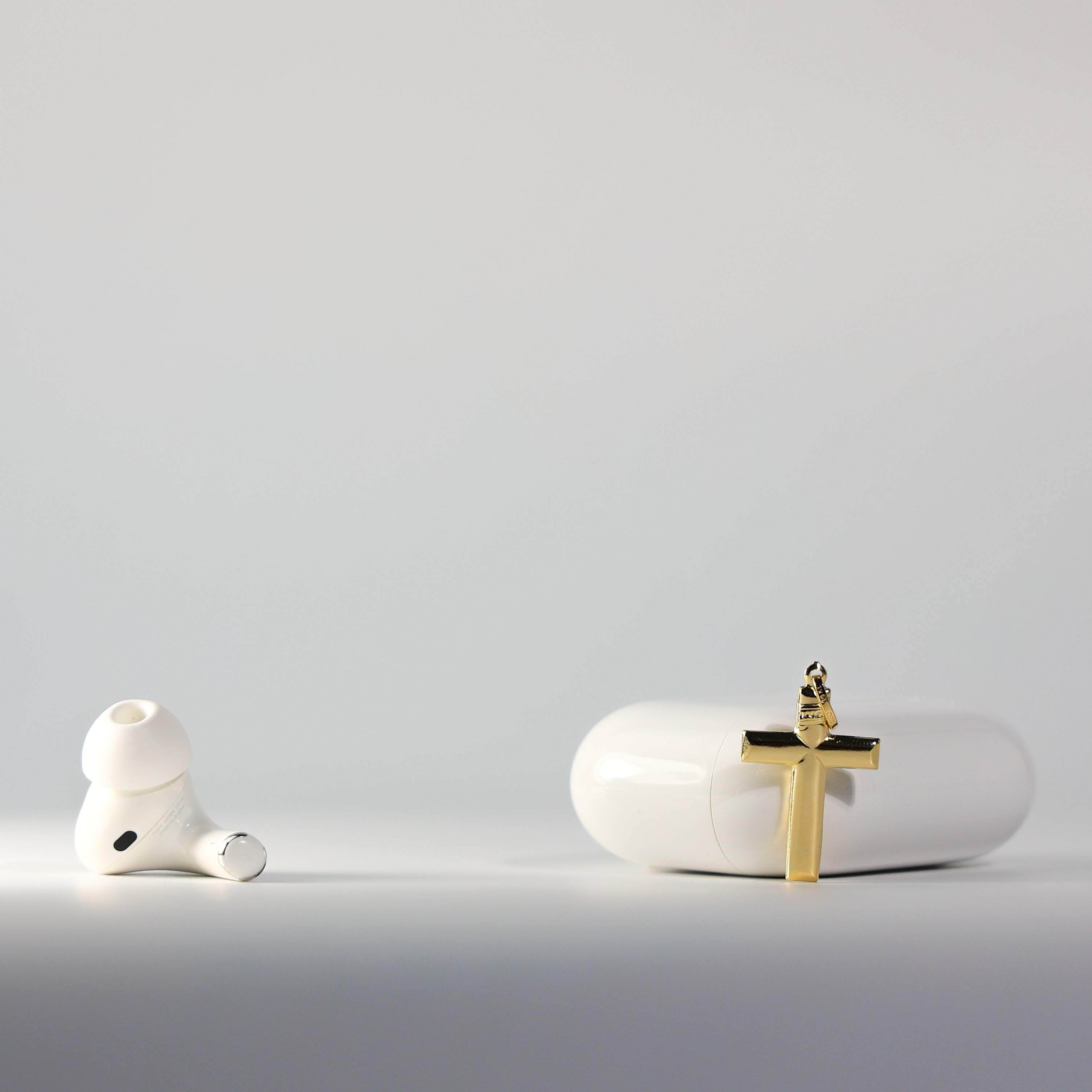 Classic Gold Cross Religious Pendant Model-0125 - Charlie & Co. Jewelry