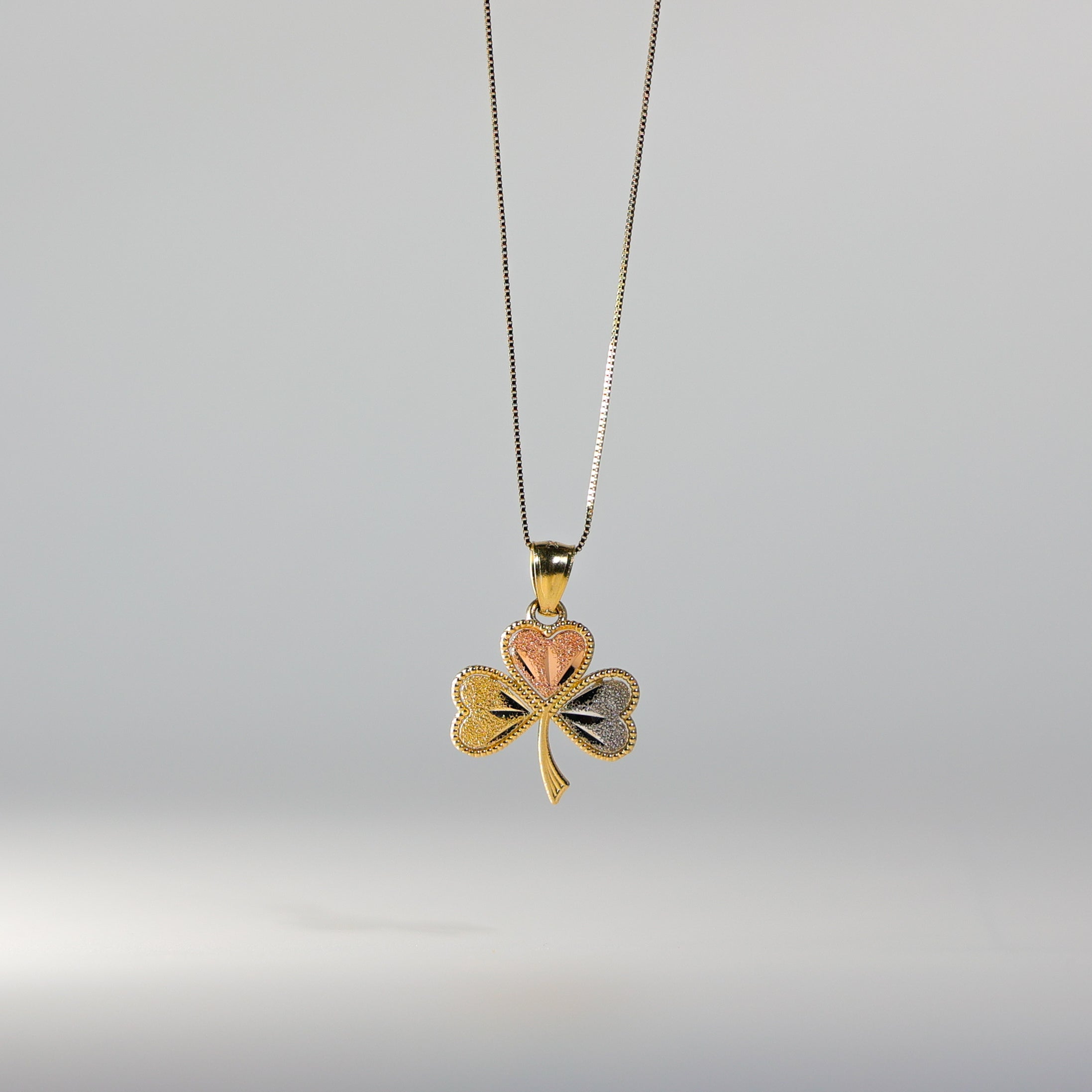 Gold 3 Colors Heart Clover Pendant Model-1933 - Charlie & Co. Jewelry