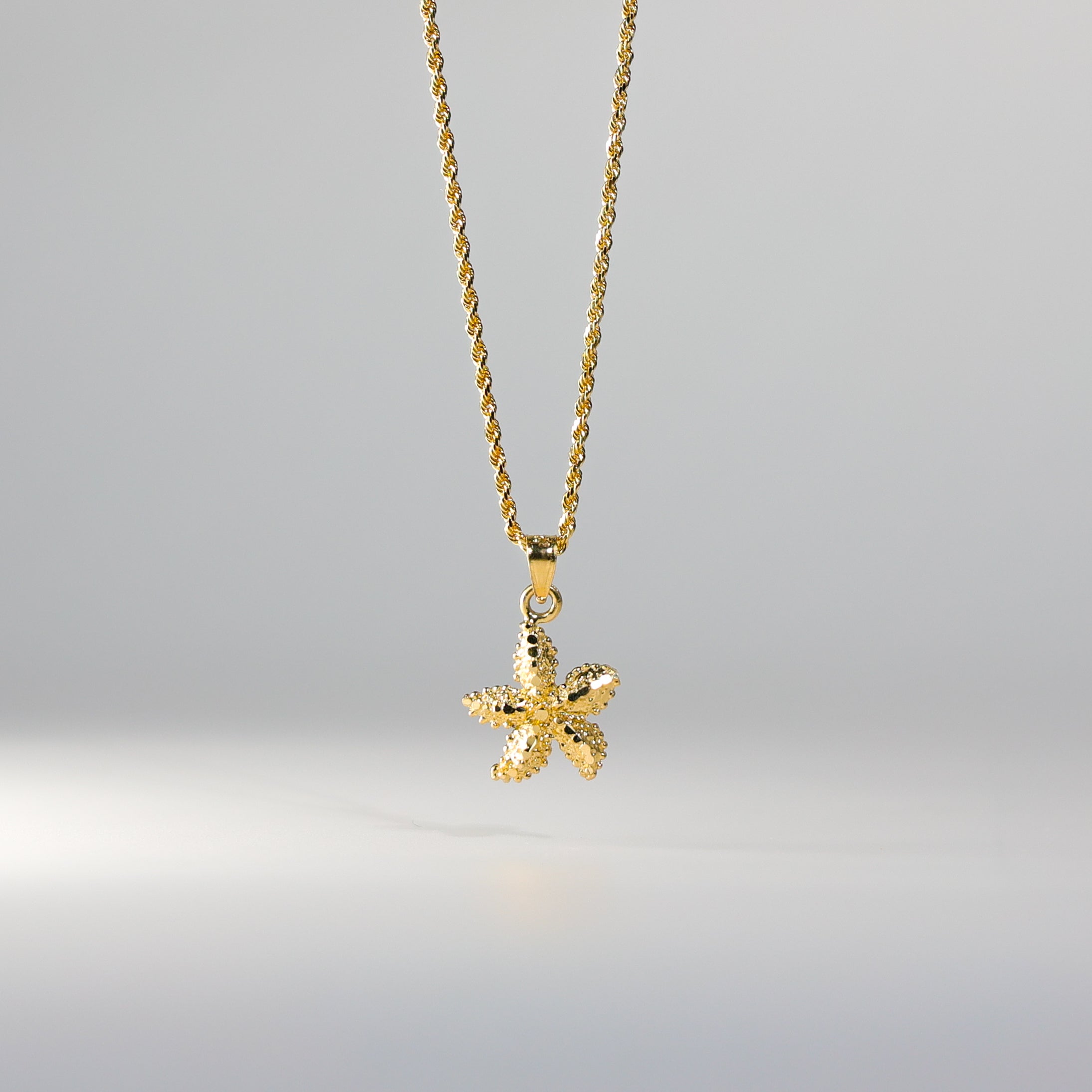 Gold Starfish Pendant Model-1689 - Charlie & Co. Jewelry